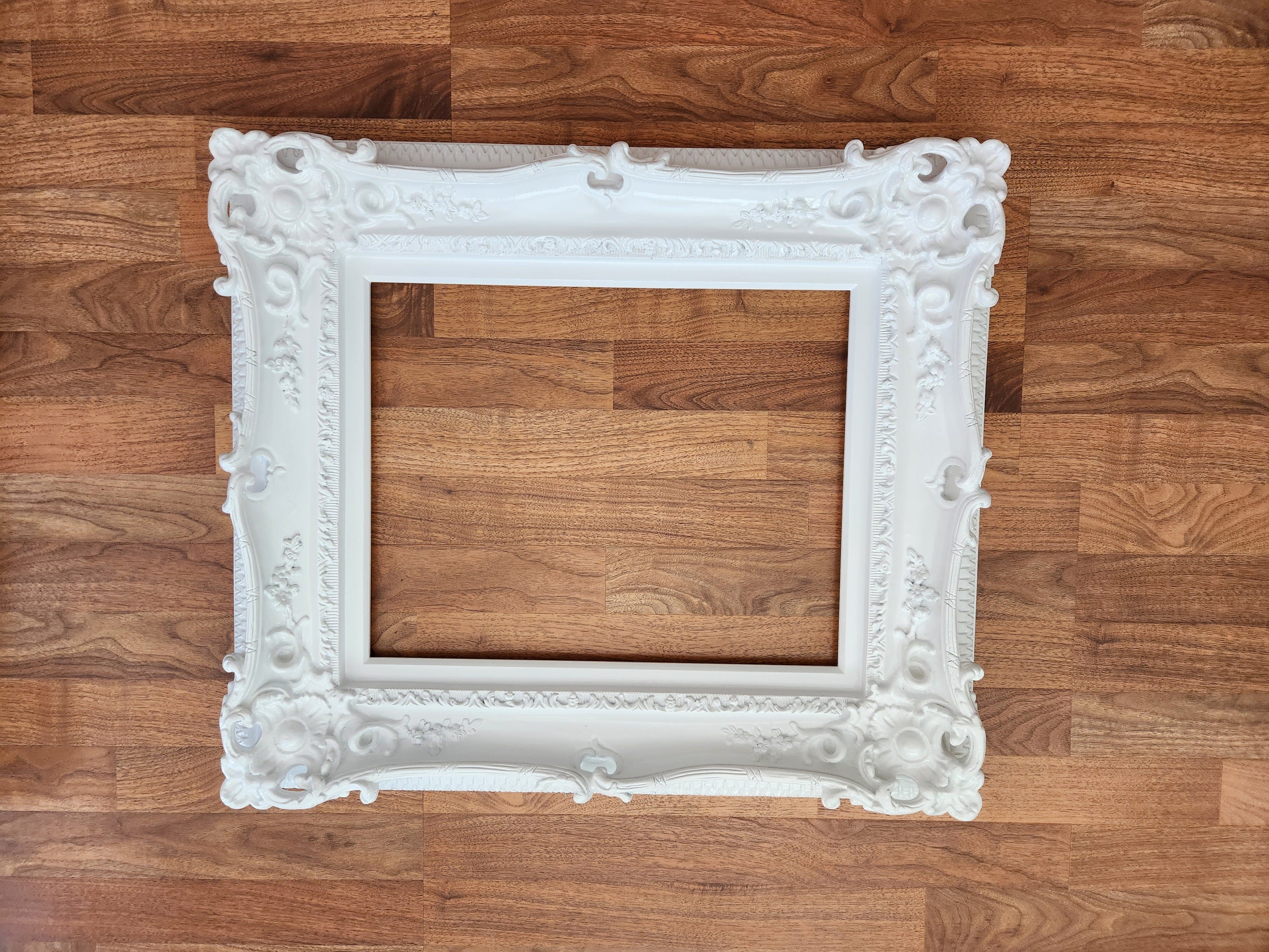 16x20 White Ornate Picture Frame - Classic Baroque Style Wedding Photo Frame for Wall Decor, Home & Office Display