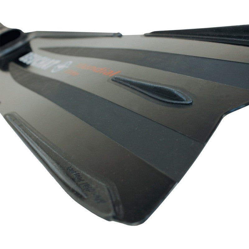 Beuchat Mundial Elite Spearfishing Fins - High Performance Freediving & Snorkeling Gear for Underwater Hunting & Scuba Diving Adventures