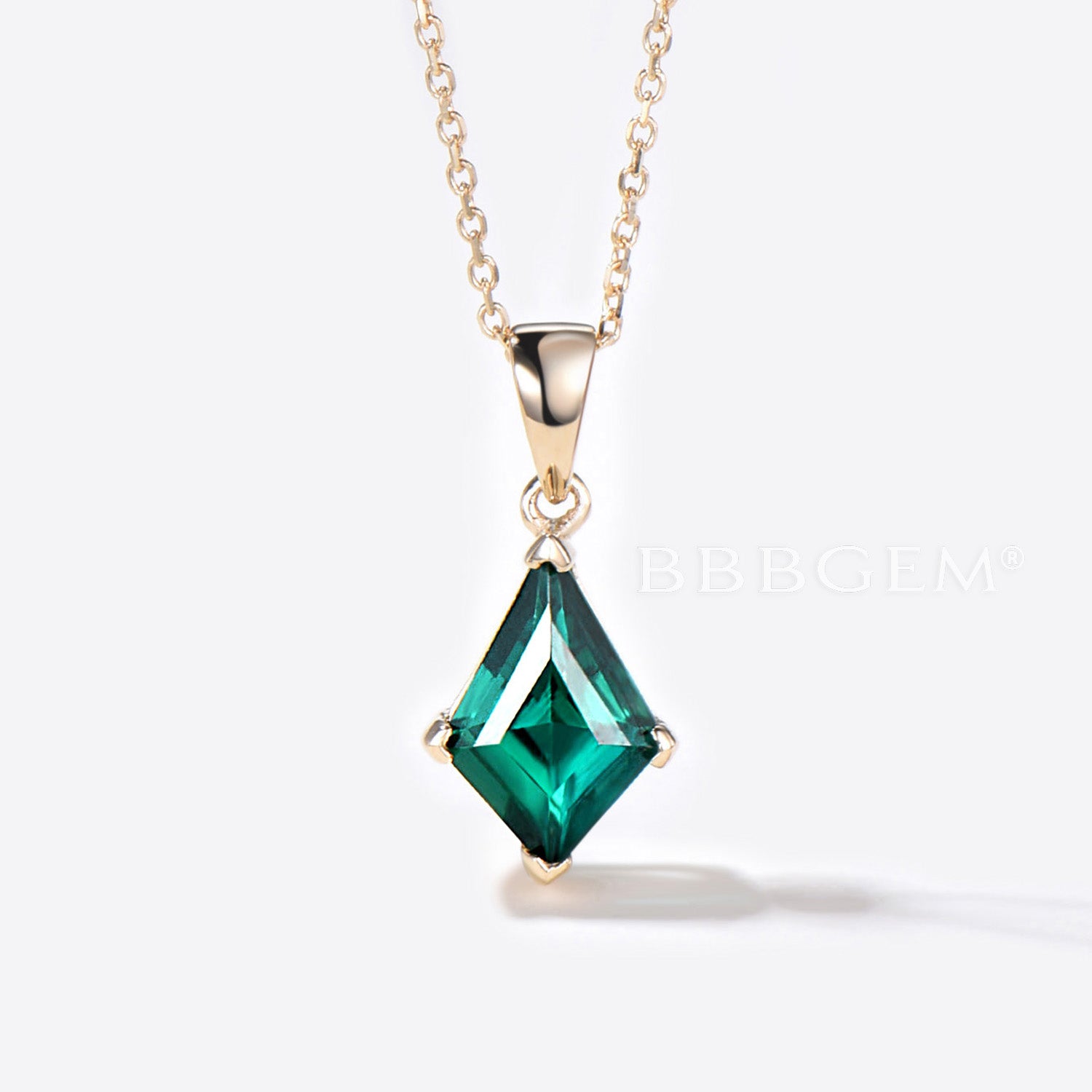 Emerald Pendant Necklace for Women - 14K & 18K Yellow Gold Vintage Gemstone Jewelry - Personalized Bridal Gift, Anniversary Present for Her - Perfect for Mother's Day, Valentine's Day & Special Occasions