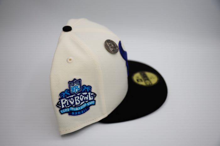 New Era Houston Texans Pro Bowl 2003 59Fifty Fitted Hat - Chrome & Black - Official NFL Snapback Cap for Men - Perfect for Football Games, Sports Events & Fan Collections