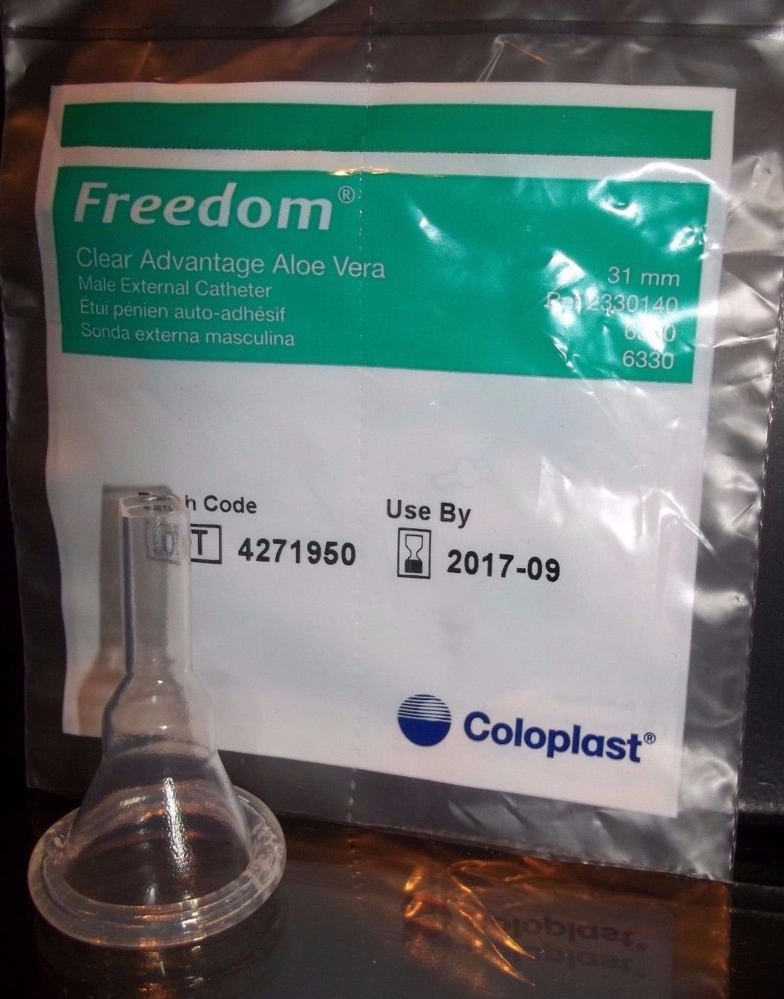 100-Pack Freedom Clear Advantage Condom Catheter 31mm with Aloe Vera Adhesive - Intermediate Size #6300 for Urinary Incontinence & Nighttime Protection