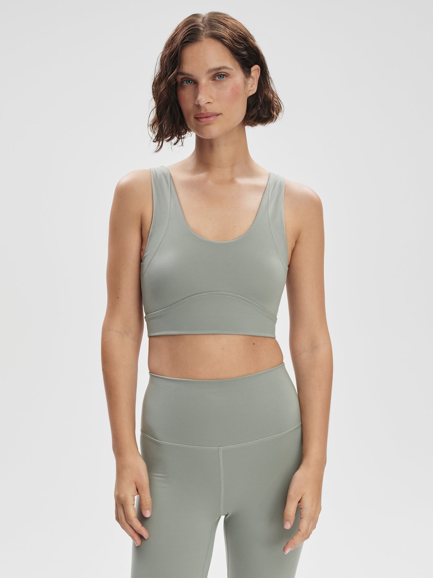 Varley Freesoft Essi Bra - Comfortable Wireless Sports Bra for Women | Yoga, Running & Gym Workouts