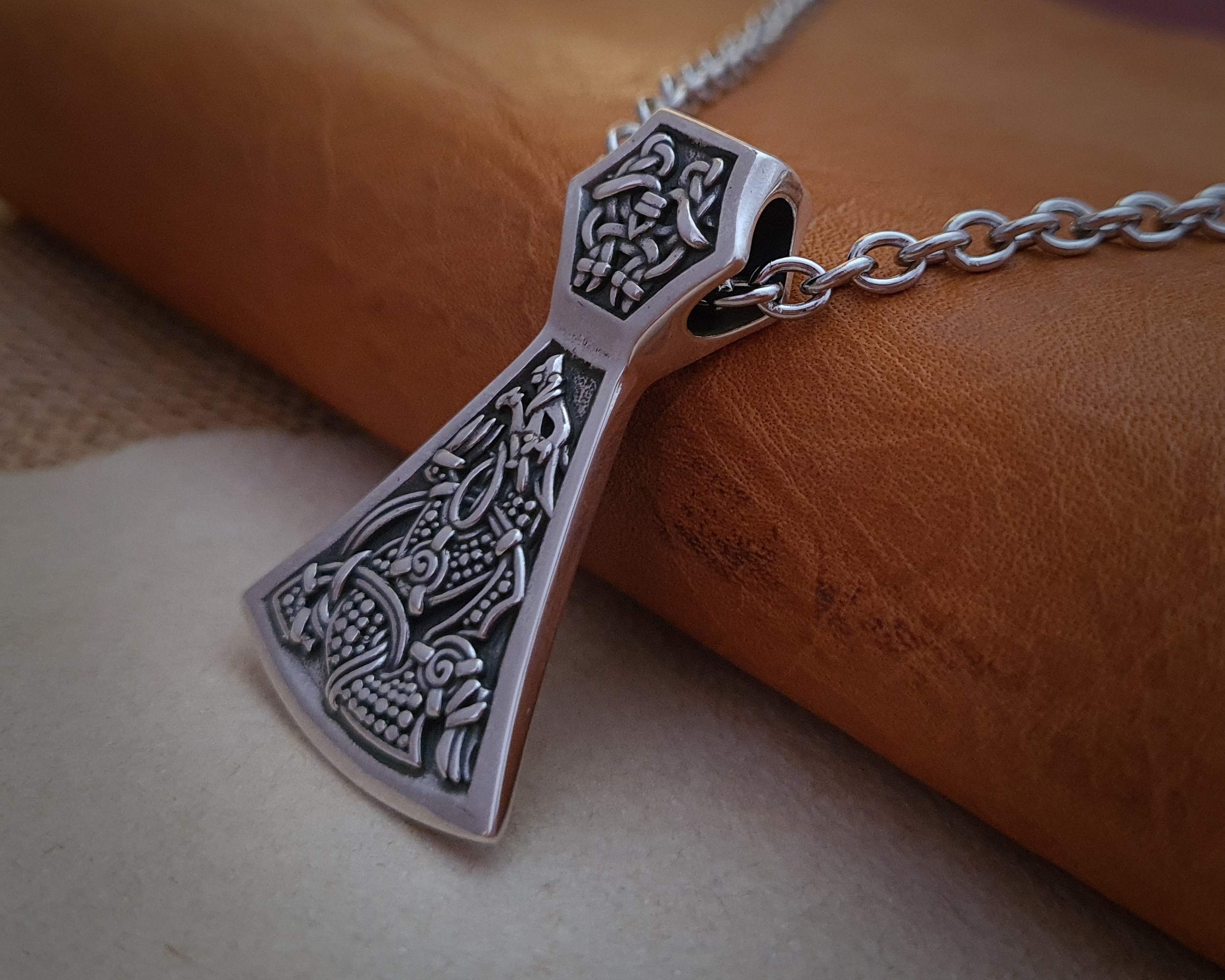 Viking Axe Pendant Necklace - Norse Jewelry with Chain for Men & Women - Brass Viking Amulet with Fenrir Wolf Design - Perfect for Viking Lovers, Cosplay, and Historical Reenactment