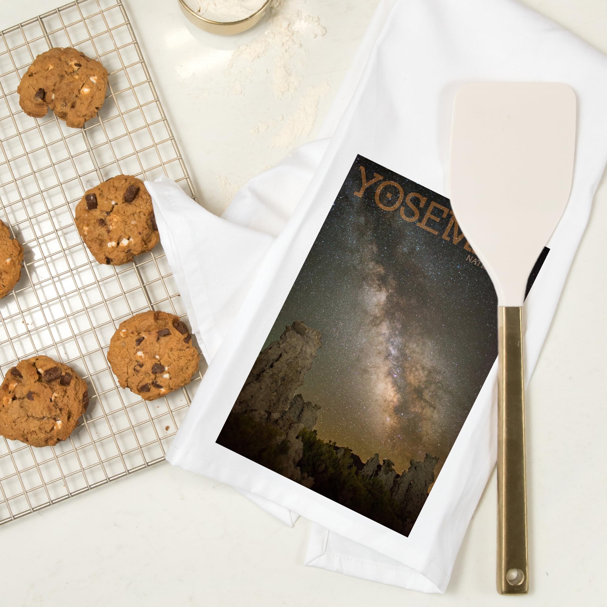 Lantern Press Yosemite National Park California Milky Way 100% Cotton Tea Towel - Decorative Hand Towel for Kitchen, Home Decor & Gifts | Perfect for Dish Drying, Wall Art & Cozy Cabin Decor