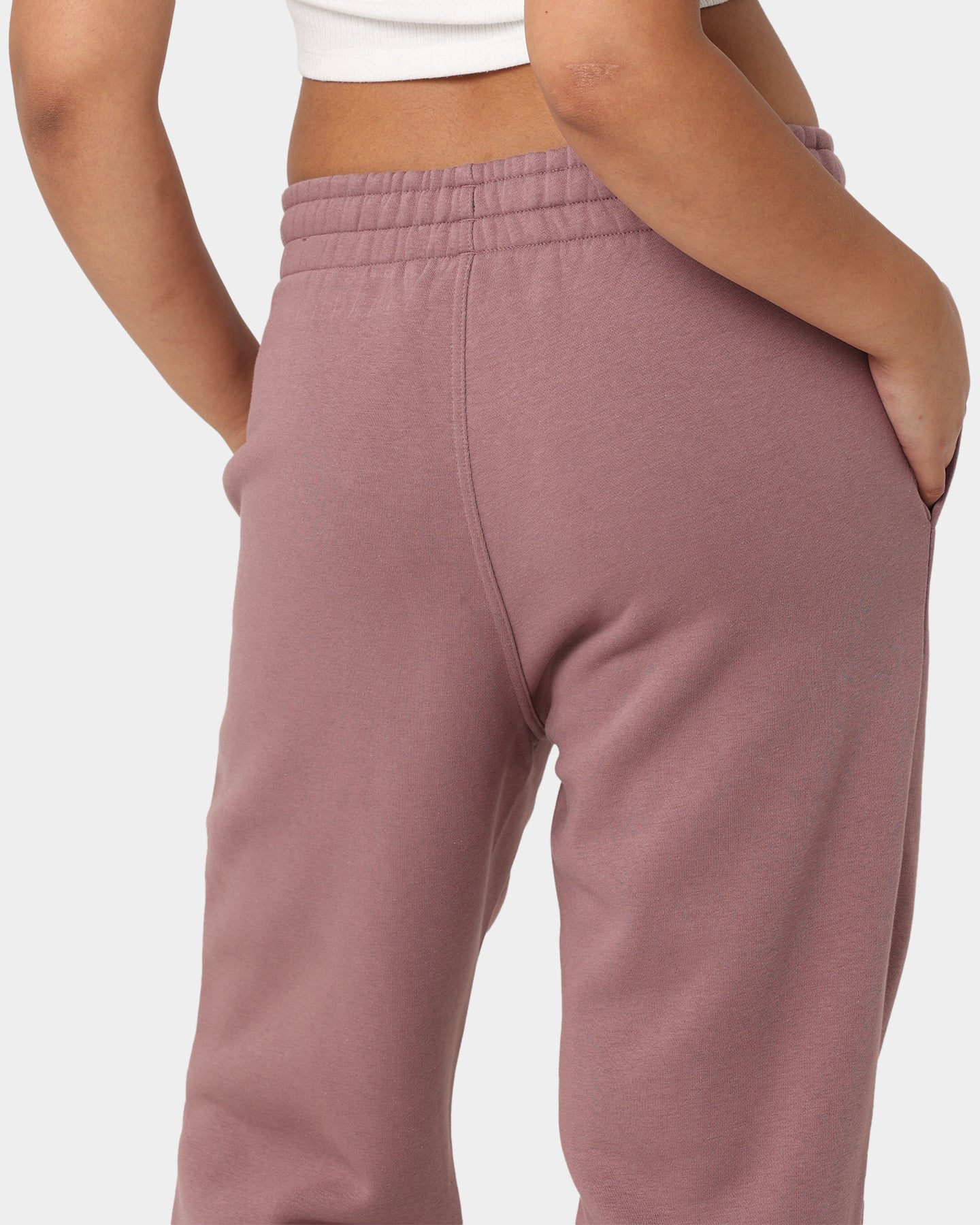 Adidas Women's Adicolor Essentials Fleece Sweatpants - Soft Comfortable Joggers for Yoga, Running & Lounge Wear (Wonder Oxide)