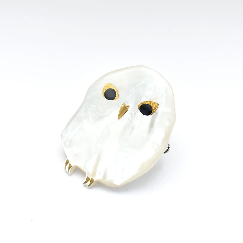 Handcrafted Japanese Maki-e Urushi Lacquer Brooch with White South Sea Pearl Shell Owl Design - Traditional Artisan Jewelry for Women, Gift for Collectors & Special Occasions