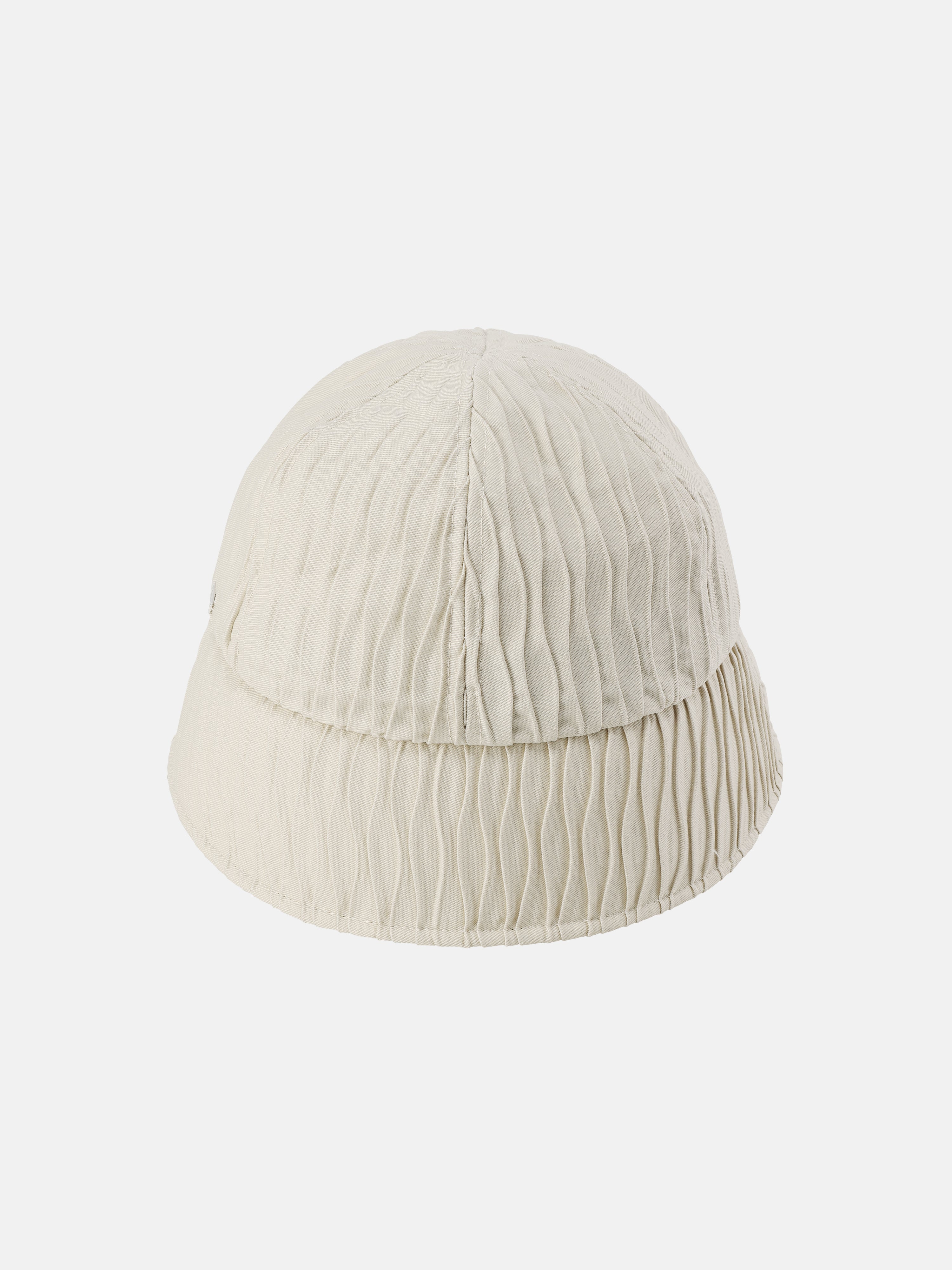 Wrinkled Beauty Tulip Hat - Stylish Floral Headwear for Women - Perfect for Spring Outfits, Weddings & Garden Parties