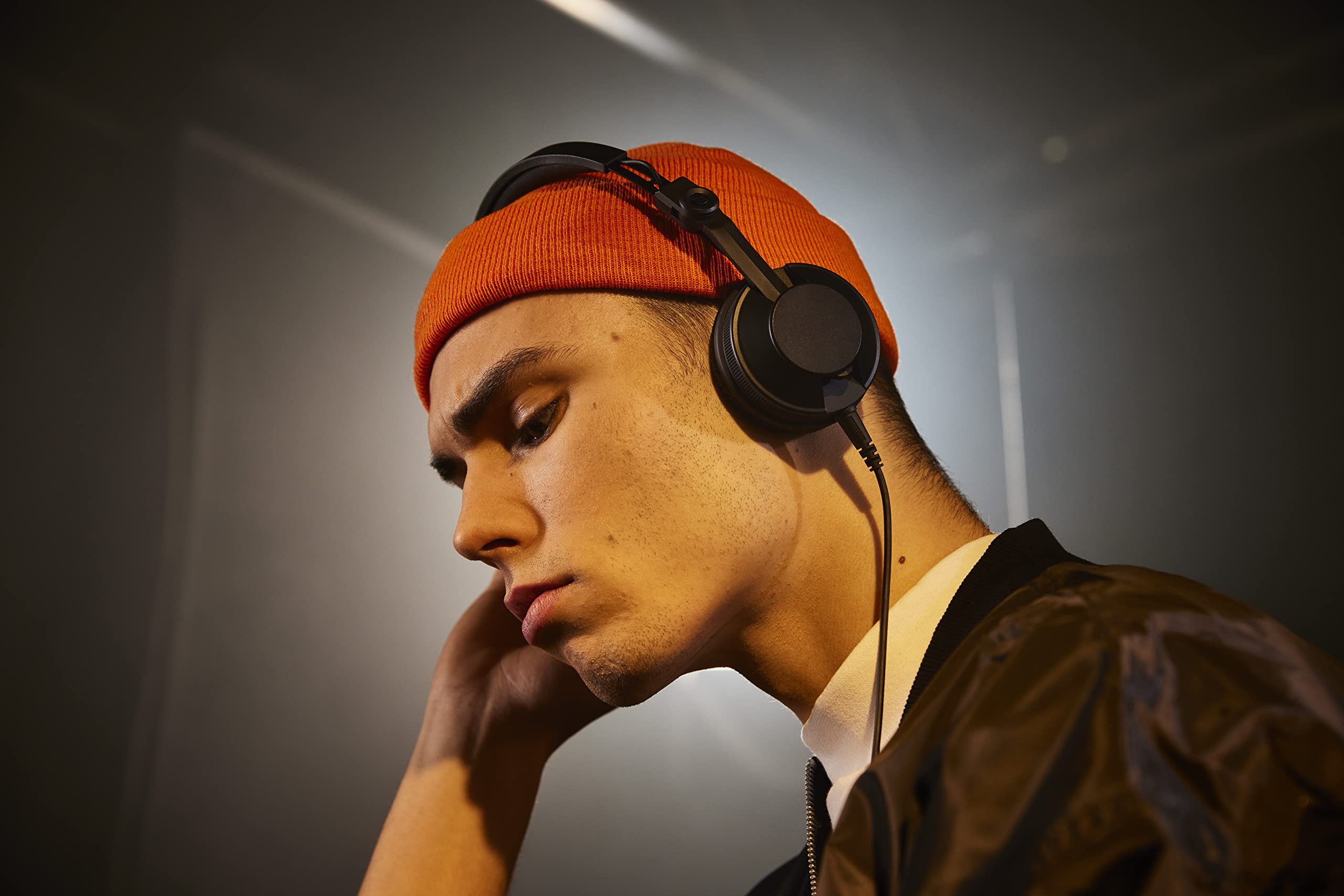 Pioneer HDJ-CX Professional On-Ear DJ Headphones - High-Quality Sound for DJing, Mixing & Music Production (Black) | Perfect for Clubs, Studios & Live Performances