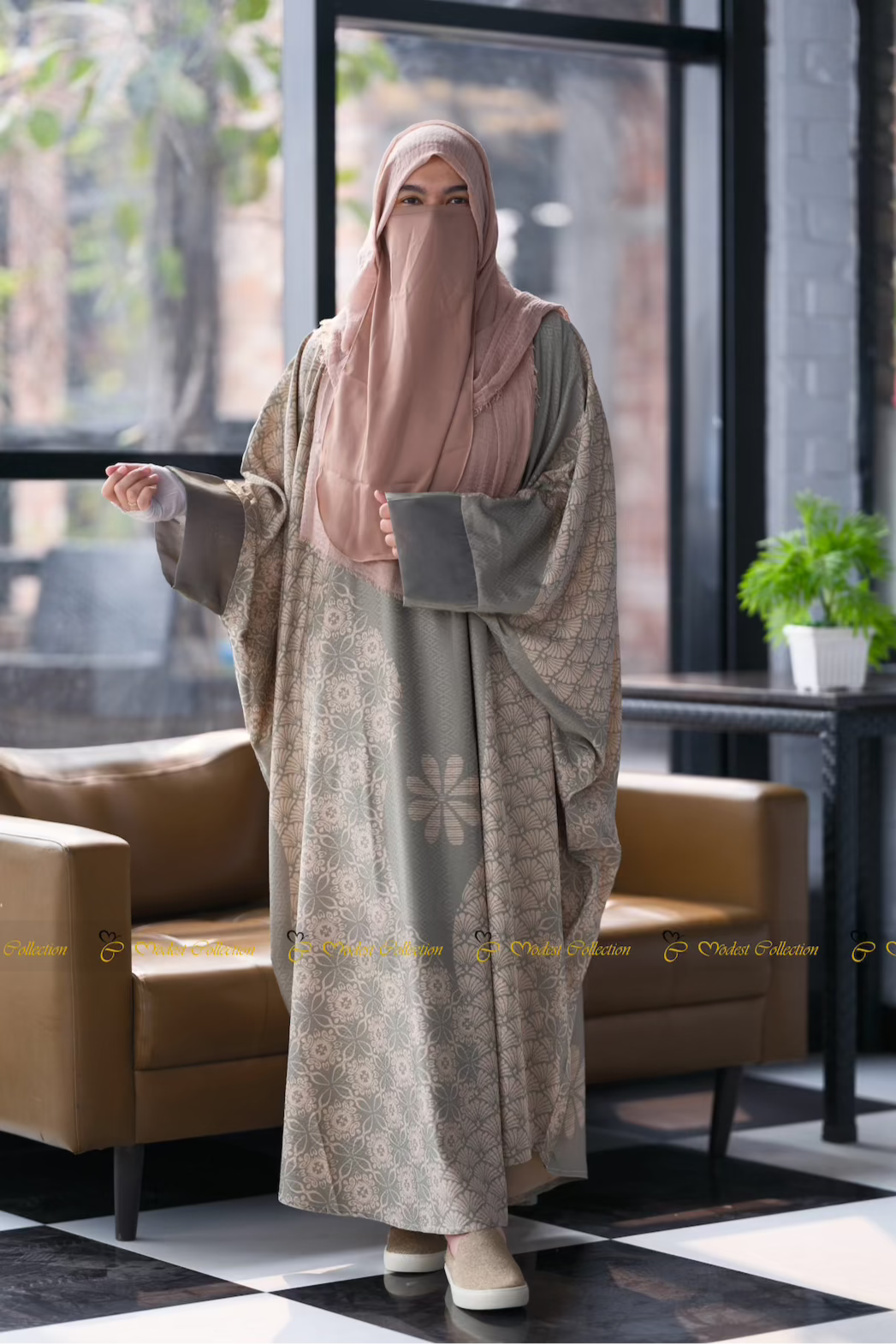 Elegant Onaiza Kaftan in Jade Green - Loose Flowy Maxi Dress for Women - Perfect for Beach Vacations, Resort Wear & Summer Evenings