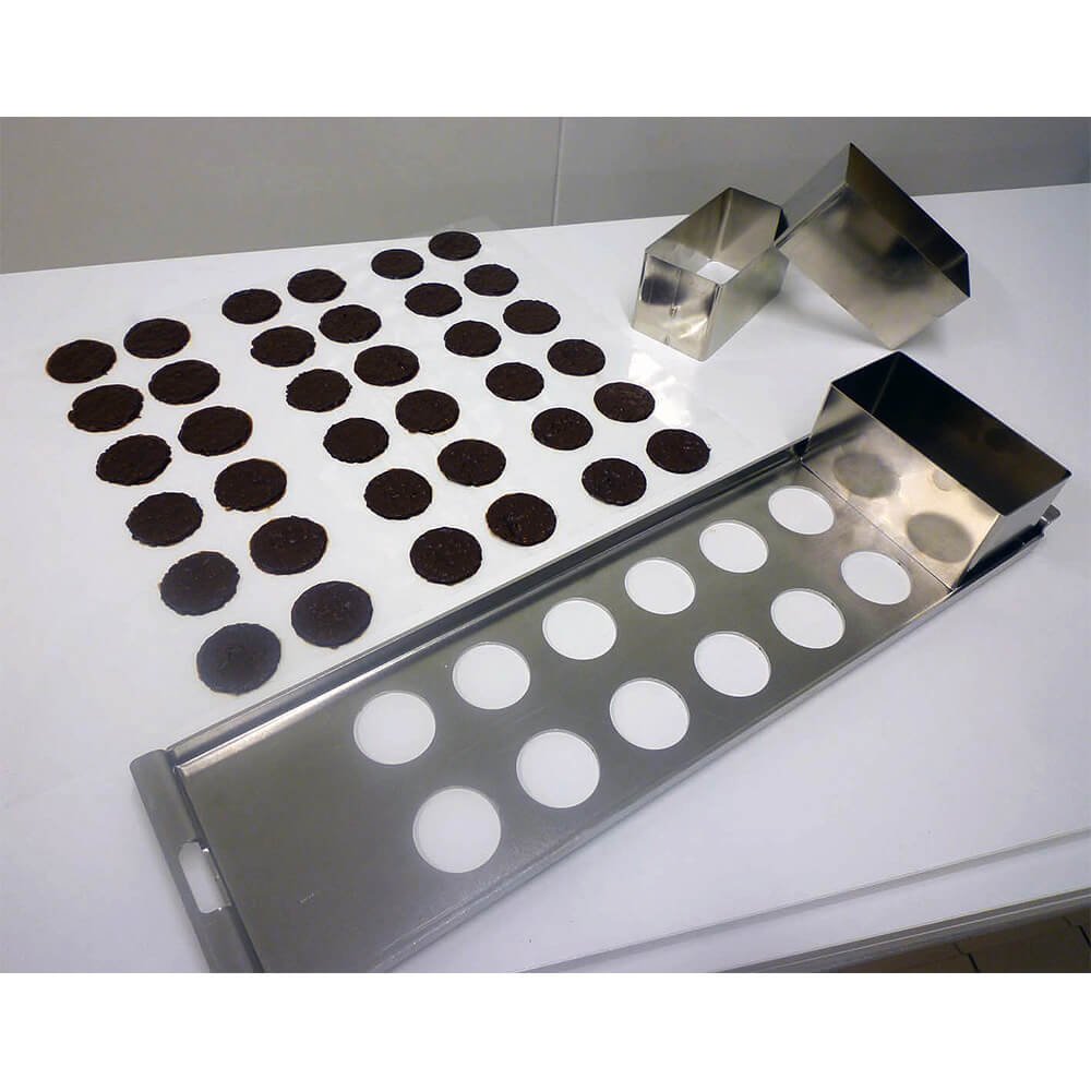 Matfer Bourgeat 2-Inch Stainless Steel Chocolate Disc & Tuile Mold Kit - Professional Baking Tools for Chocolate Making, Candy Molds, Pastry Decorations - Perfect for Home Bakers & Professional Chefs