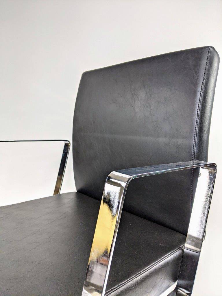 BELVEDERE Willow All Purpose Salon Chair - Professional Styling & Beauty Salon Furniture for Hairdressers, Barbers & Makeup Artists - Perfect for Salons, Spas & Home Use