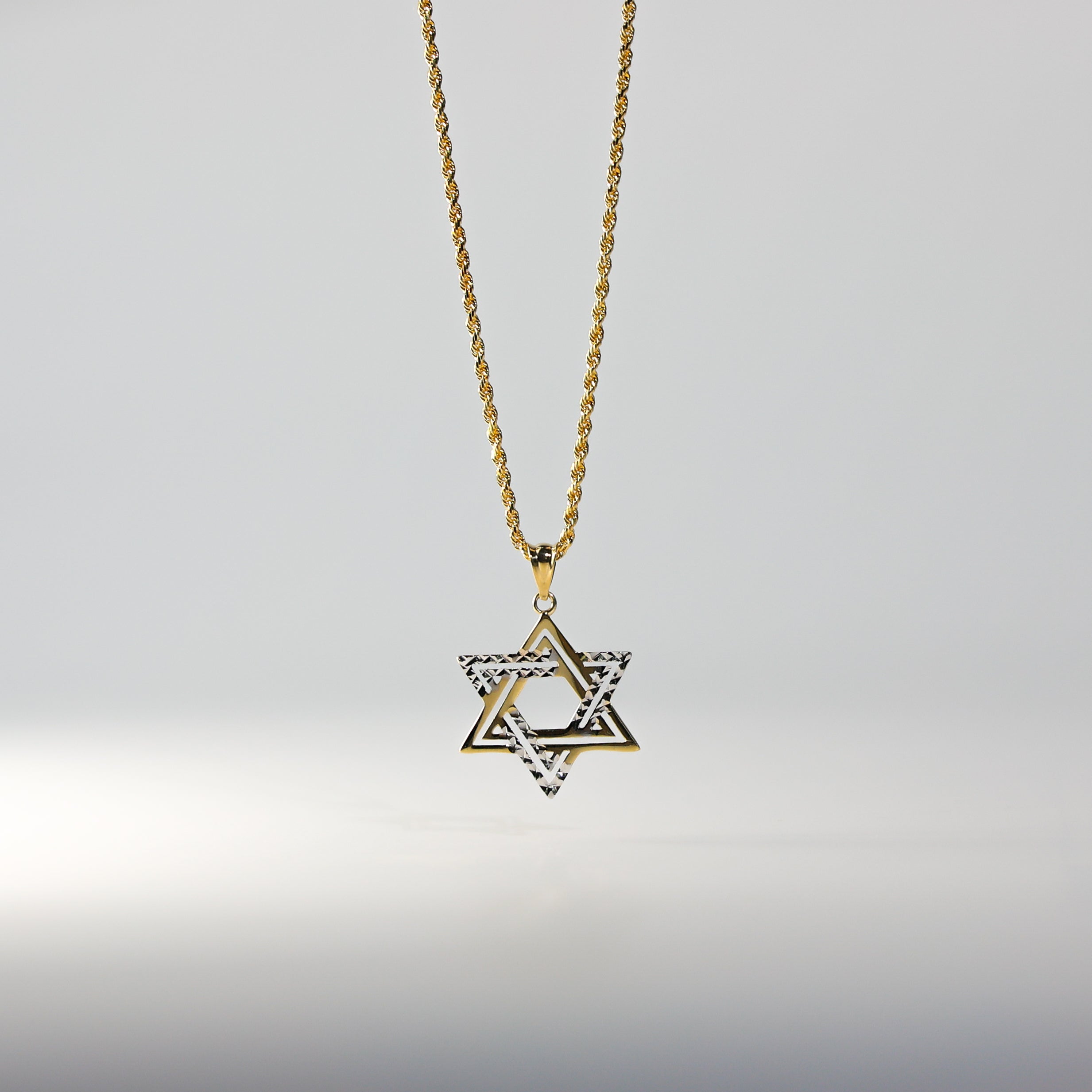 18K Gold Large Star of David Pendant Necklace - Elegant Jewish Jewelry for Men & Women | Perfect for Hanukkah Gifts, Bar Mitzvah & Religious Occasions