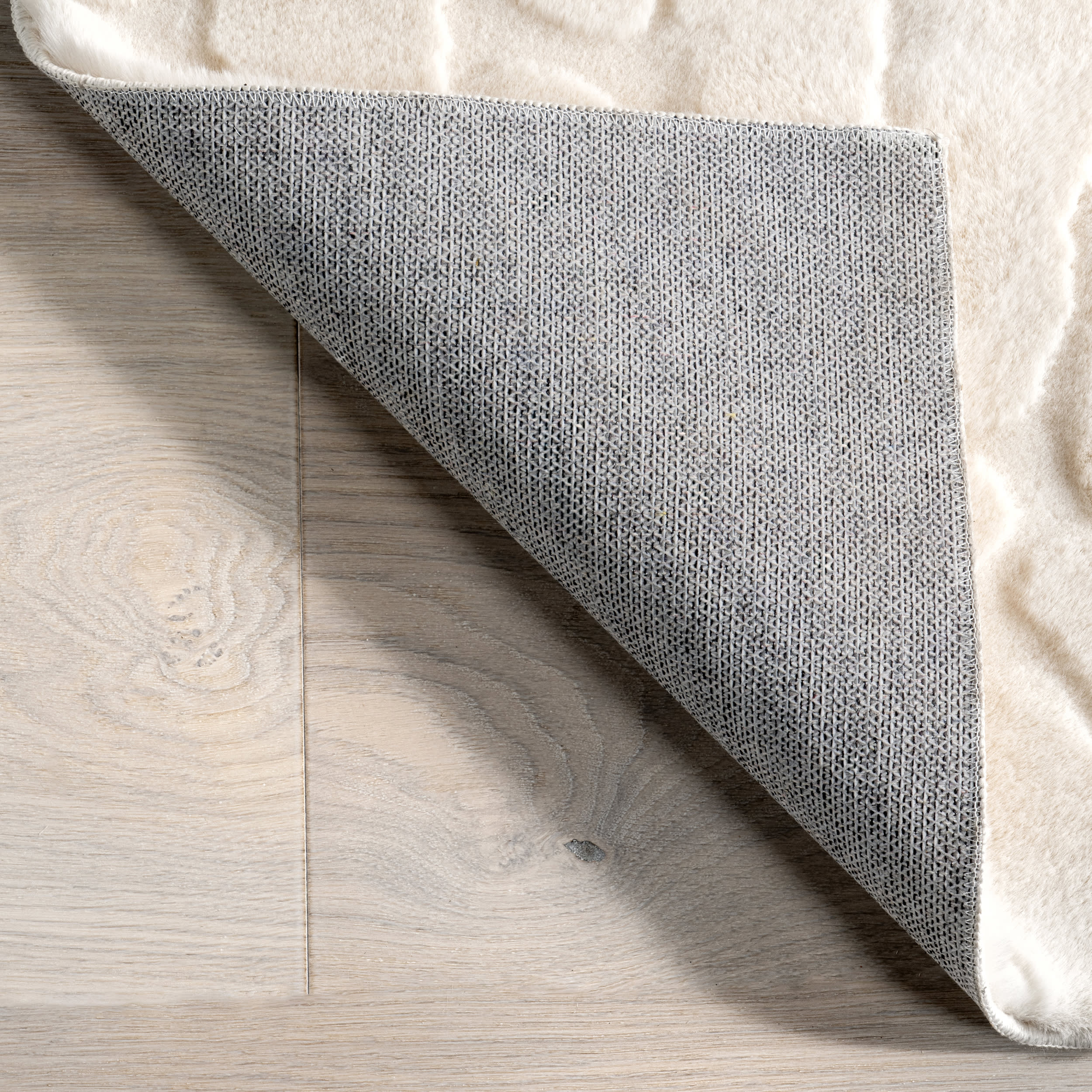 Soft and Washable Dollie Pathway Plush Cloud Rug in Off White - Perfect for Nursery, Bedroom, and Living Room Decor