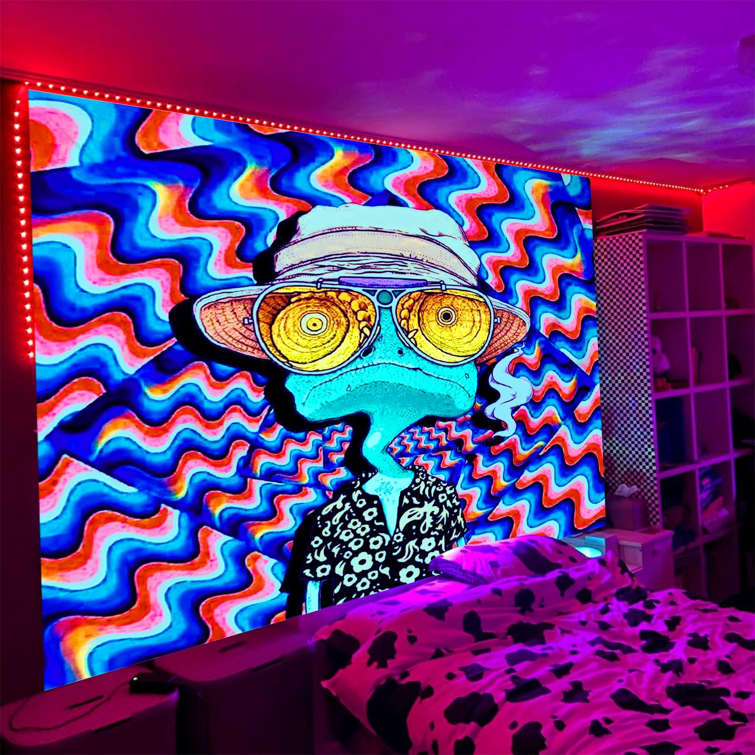 ADDWel Blacklight Frog Tapestry - Glow in The Dark UV Reactive Wall Hanging for Bedroom, Dorm & Living Room | Hippie Alien Design for Black Light Parties & Psychedelic Decor