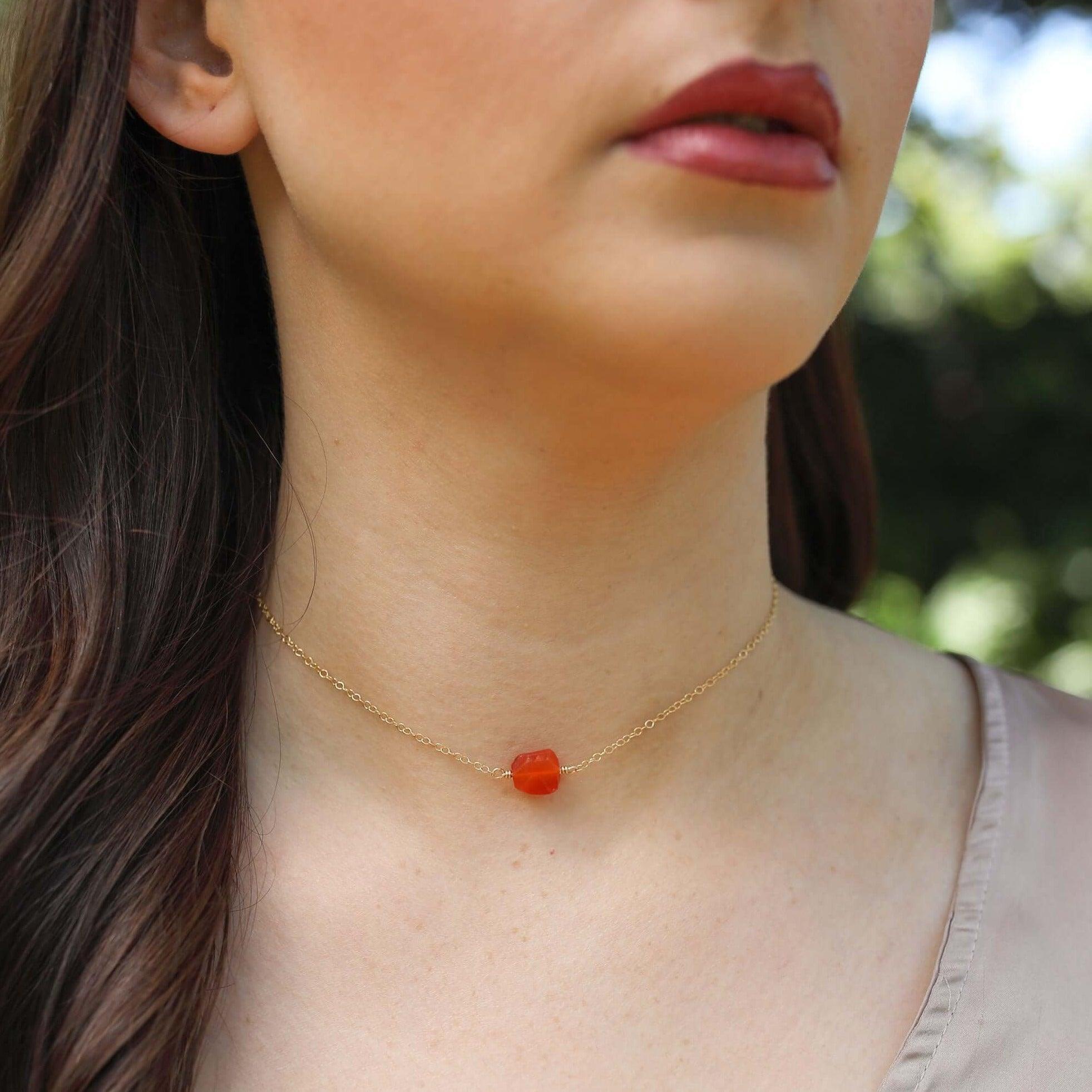 Natural Raw Carnelian Crystal Nugget Choker Necklace - Healing Stone Jewelry for Women, Boho Chic Accessory - Perfect for Meditation, Yoga & Spiritual Energy Balancing