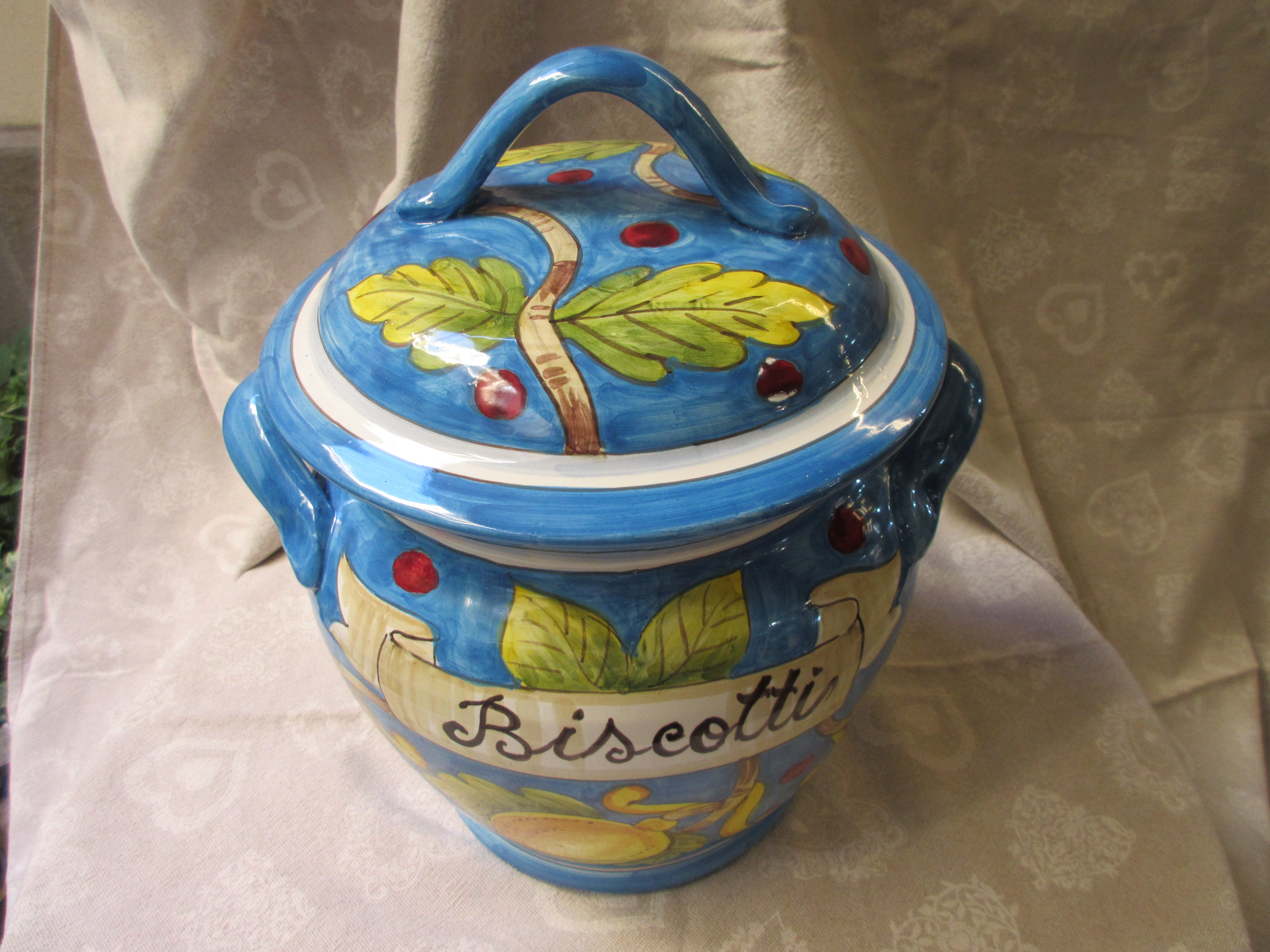 Ceramic Cookie Jar - Airtight & Decorative Storage Container for Cookies, Snacks, and Dry Food - Perfect for Kitchen, Pantry, and Home Decor