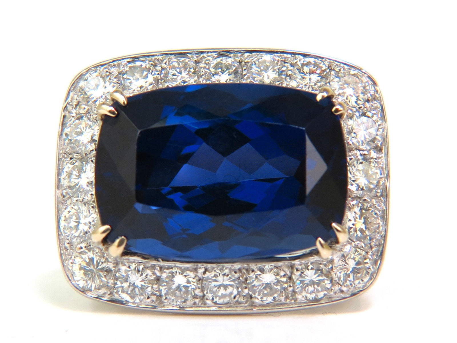 18KT GIA Certified 22.95 Carat Natural Tanzanite & Diamond Engagement Ring - Custom Mounted in 18K Gold - Perfect for Wedding, Anniversary & Special Occasion Gifts