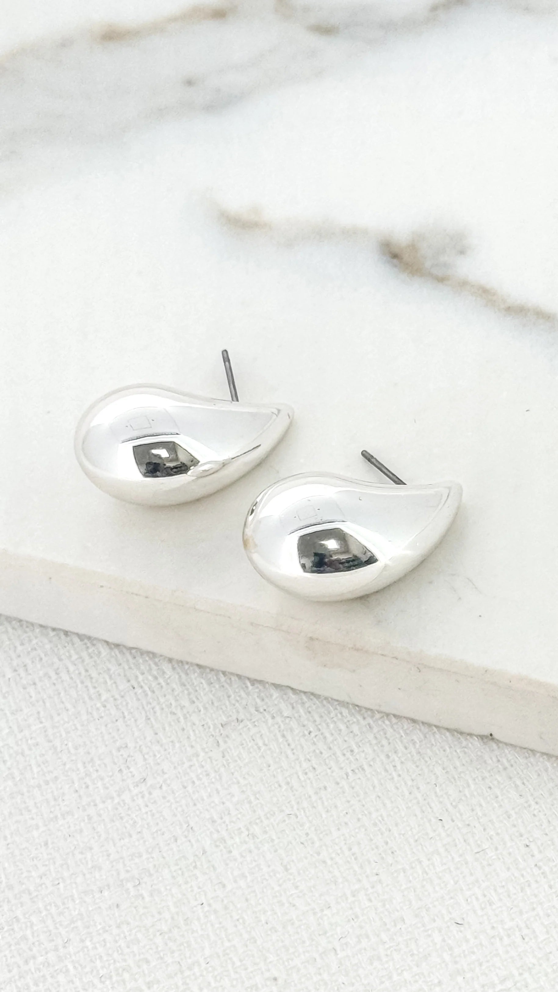 Elegant Small Silver Teardrop Earrings for Women - Dainty Minimalist Jewelry - Perfect for Daily Wear, Date Night & Special Occasions
