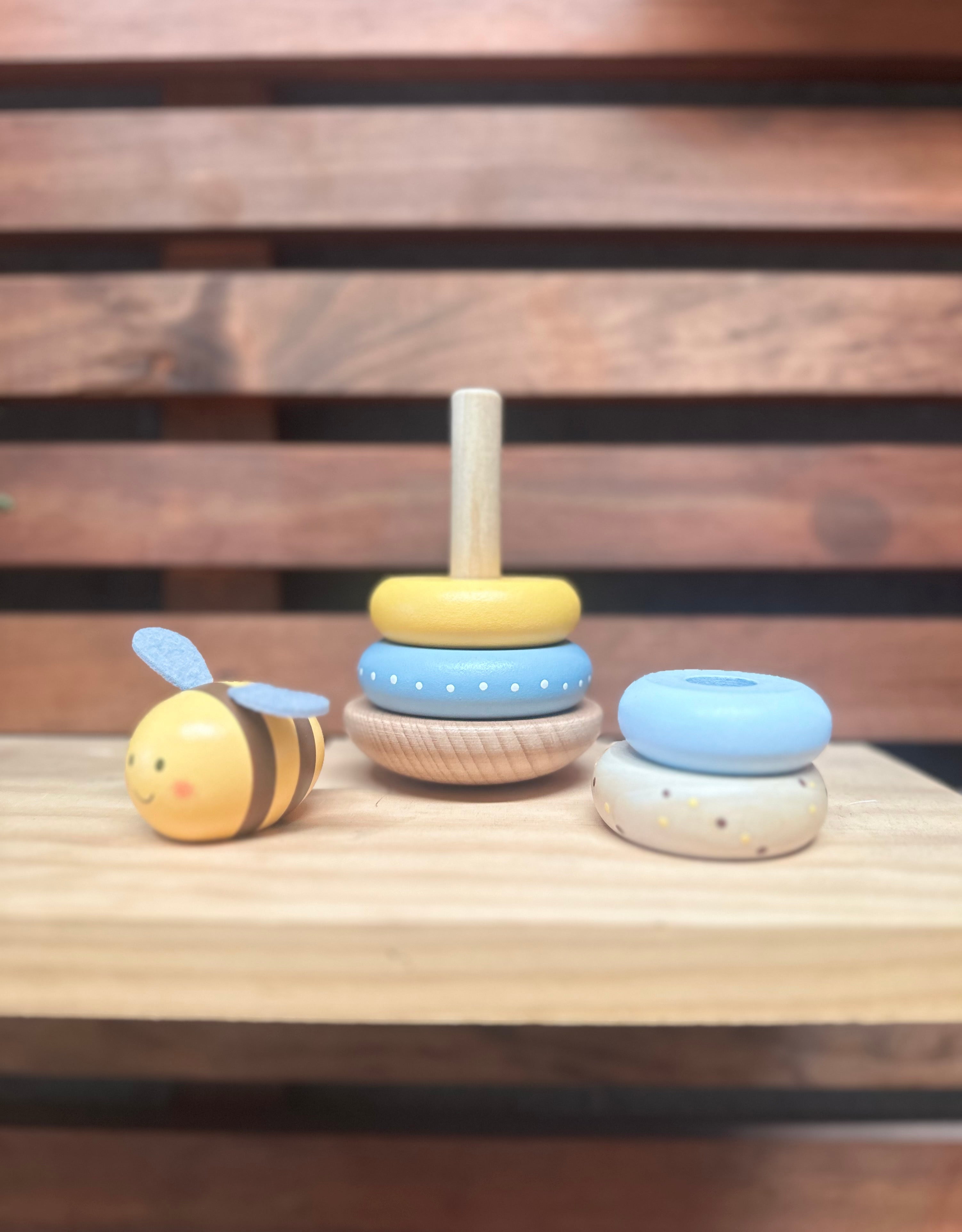 Wooden Ring Stacker Toy for Toddlers - Bee-Themed Educational Stacking Game for Kids - Perfect for Early Learning, Motor Skills Development & Playtime Fun