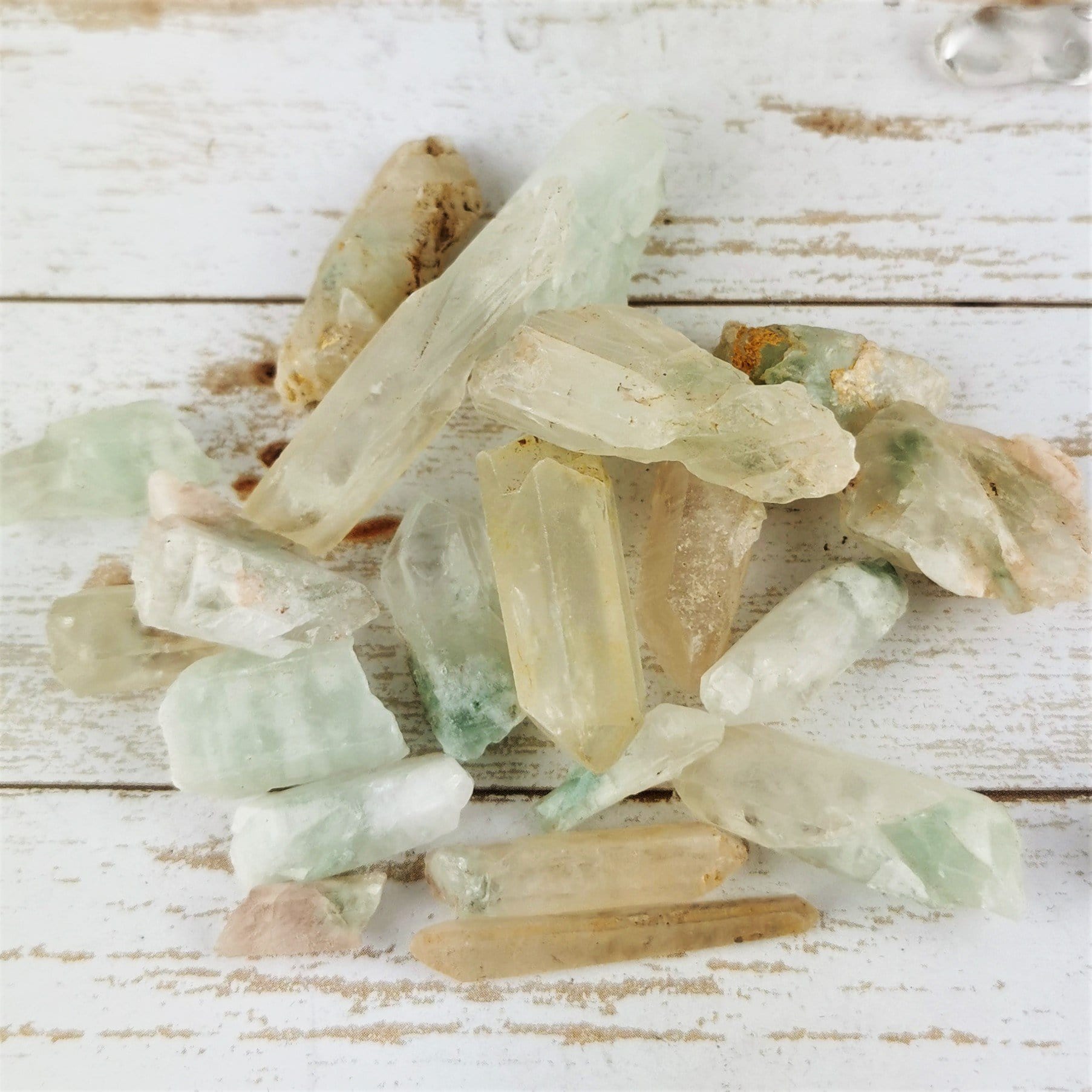 Diva Quartz 4-Piece Set - Natural Healing Crystals for Home Decor, Meditation & Spiritual Gifts | Perfect for Yoga Rooms, Office Desk & Wellness Spaces
