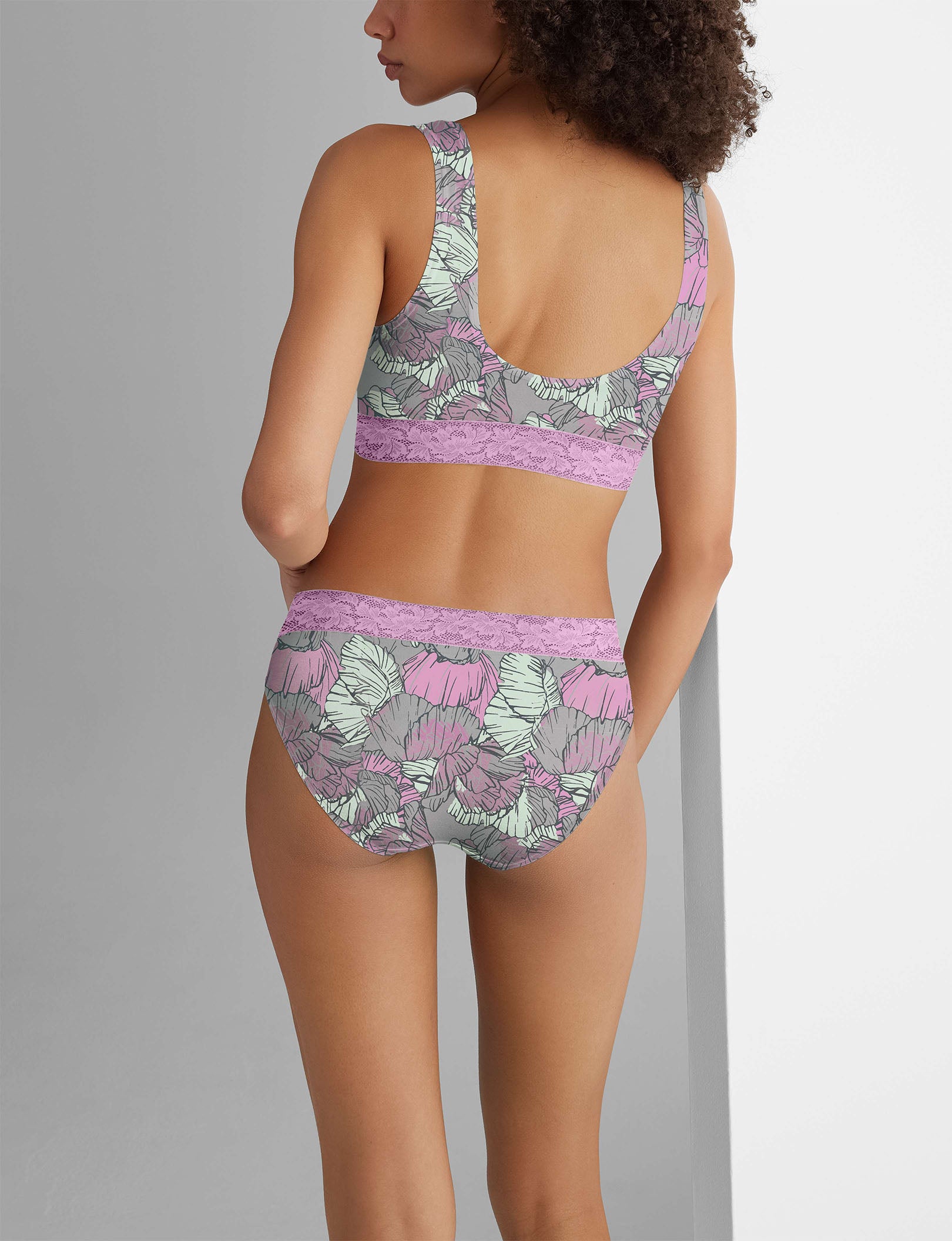 Second Skin Scoop Bralette with Lace Band - Comfortable Wireless Bra for Everyday Wear | Perfect for Yoga, Lounge & Layering Under Clothes