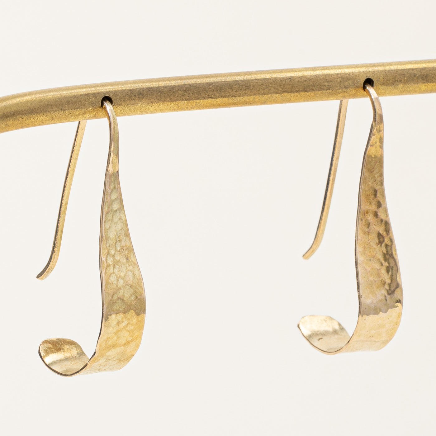 14K Yellow Gold Hammer Finish Earrings for Women - Handmade Dainty Hoop Earrings, Minimalist Jewelry Gift for Her - Perfect for Everyday Wear, Date Nights & Special Occasions
