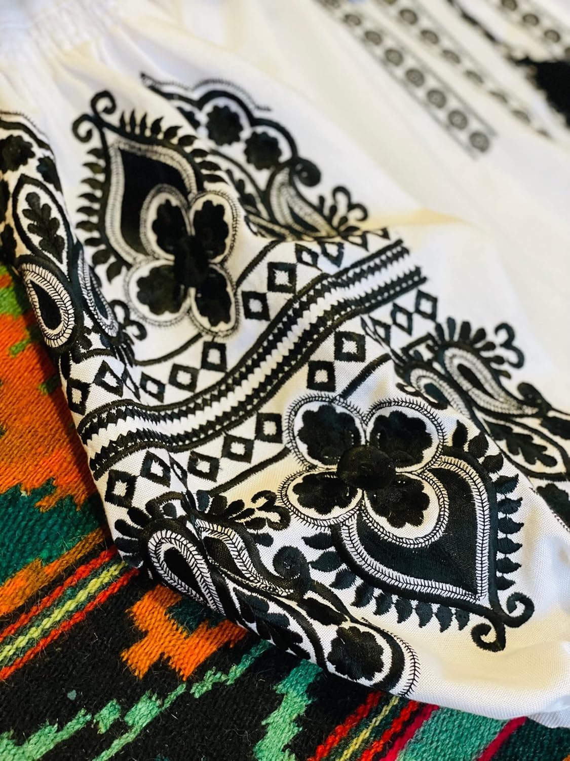 Ukrainian Vyshyvanka Embroidered Cotton Blouse - Traditional Ukrainian Folk Shirt, Boho Style Top for Women (Size L) - Perfect for Festivals, Cultural Events & Boho Fashion Outfits