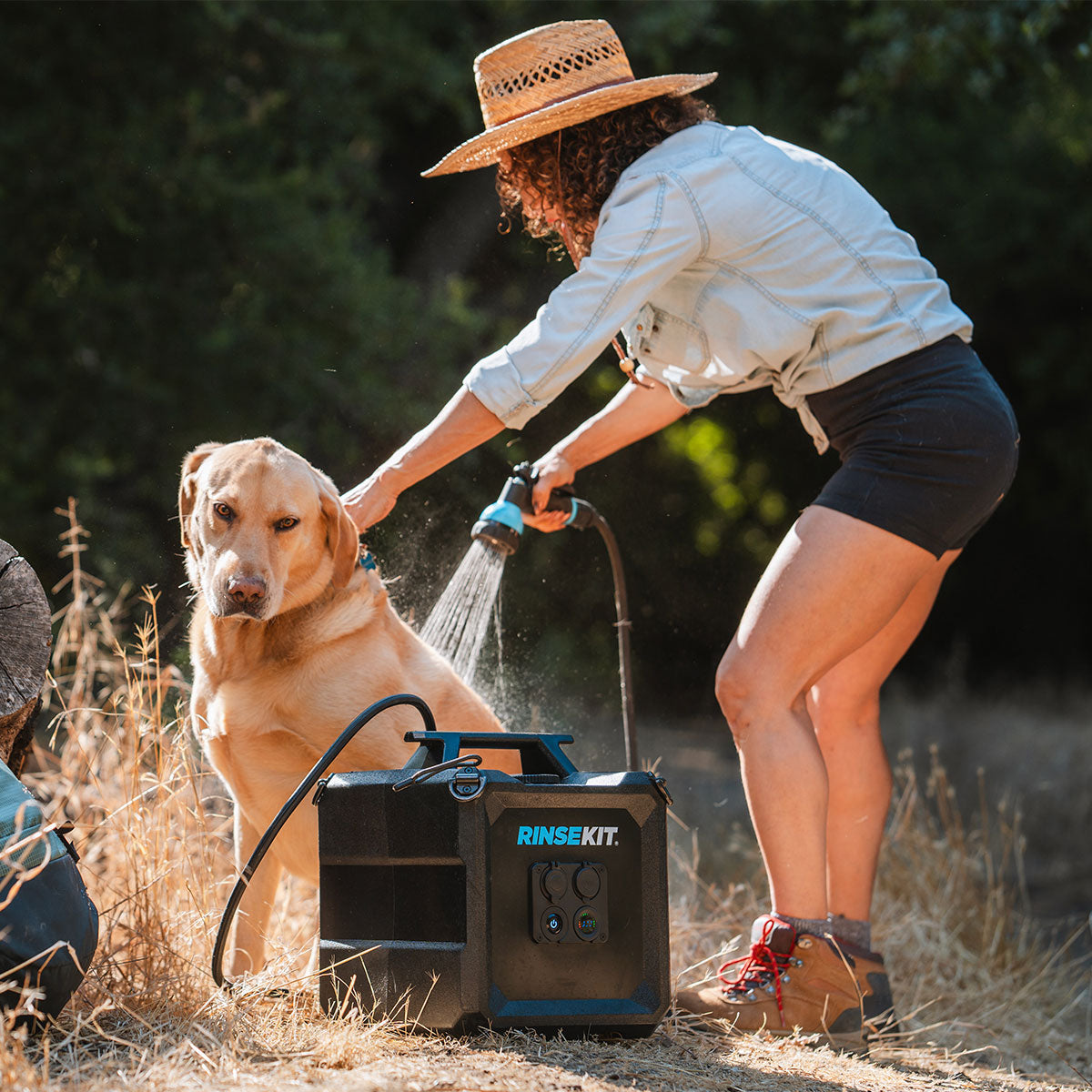 4 Gallon RinseKit Cube Portable Shower - Outdoor Camping, Beach, Hiking & Sports Gear - Compact Water Sprayer for RVs, Boats & Pets