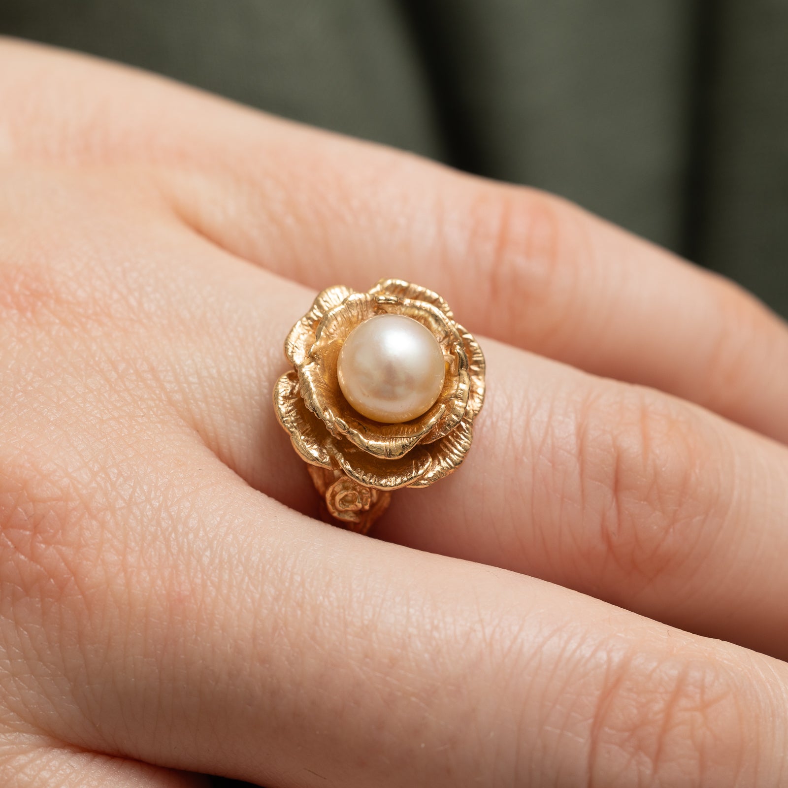 Solitaire Pearl Flower Ring - Elegant 14K Gold Plated Sterling Silver Ring for Women, Size 5.25 | Perfect for Weddings, Anniversaries & Special Occasions