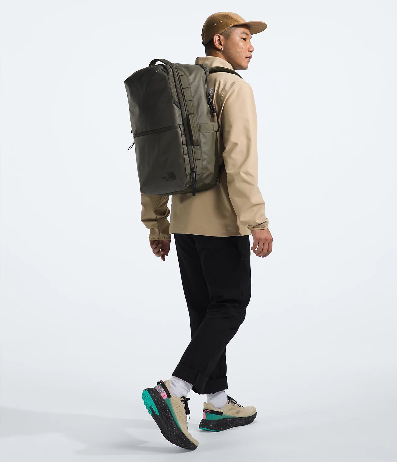 The North Face Base Camp Voyager Travel Backpack - Durable Water-Resistant Hiking & Camping Backpack for Outdoor Adventures, Travel & Daily Commute