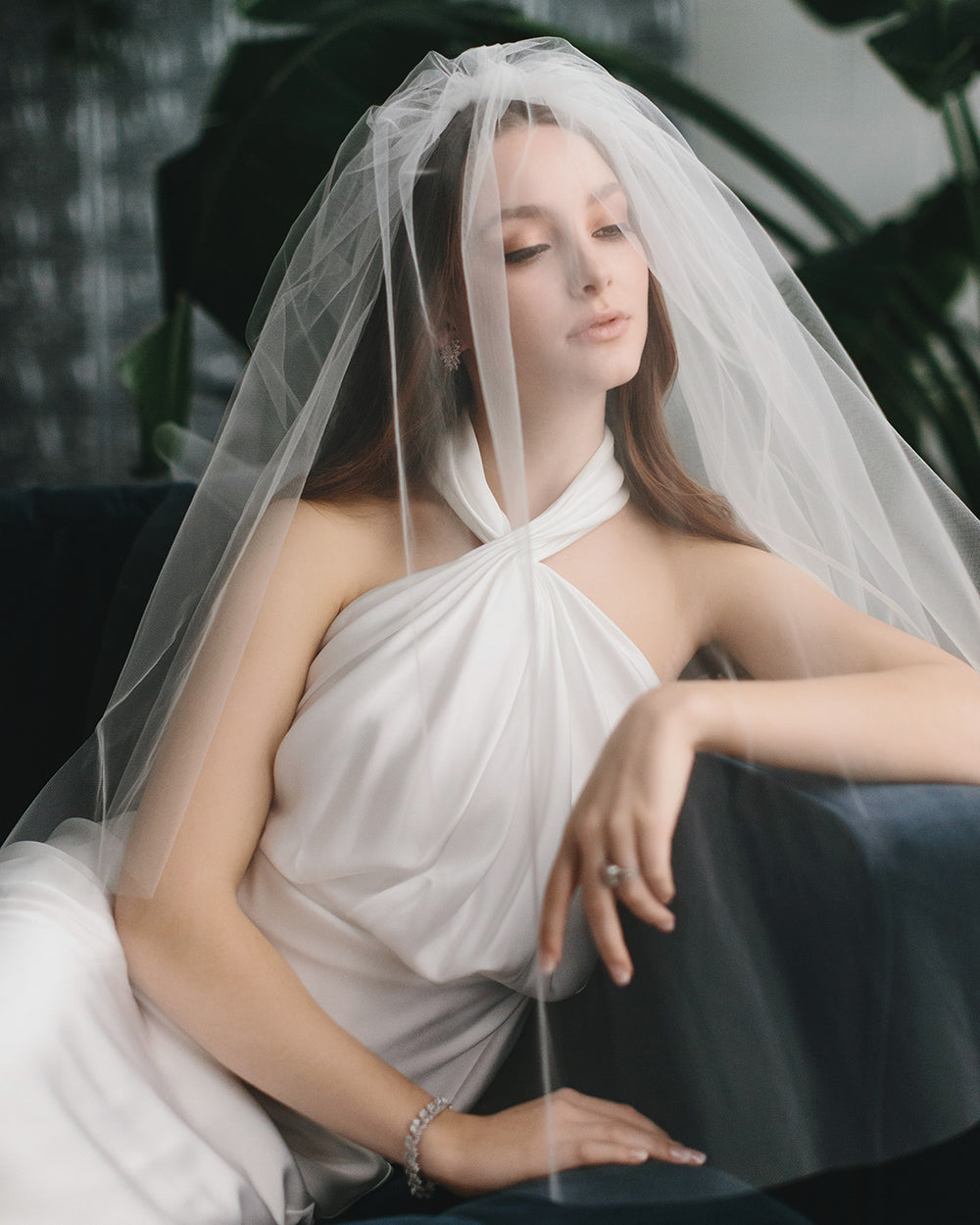 2 Layer Cut Edge Wedding Veil - Elegant Bridal Accessory for Ceremony, Photos & Reception | Perfect for Church, Beach & Outdoor Weddings