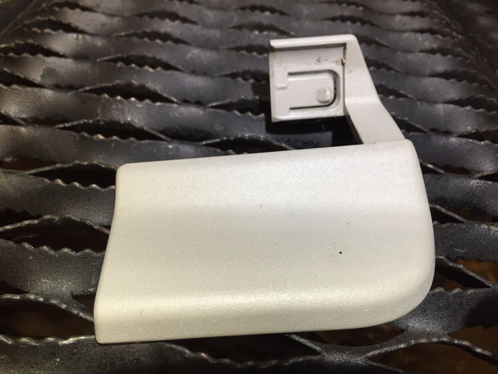 Volvo S40 T5 Passenger Side Front Seat Rail Trim Bolt Cap Cover OEM 05-11 | Replacement for Volvo S40 T5 | Perfect for Seat Rail Protection & Interior Enhancement