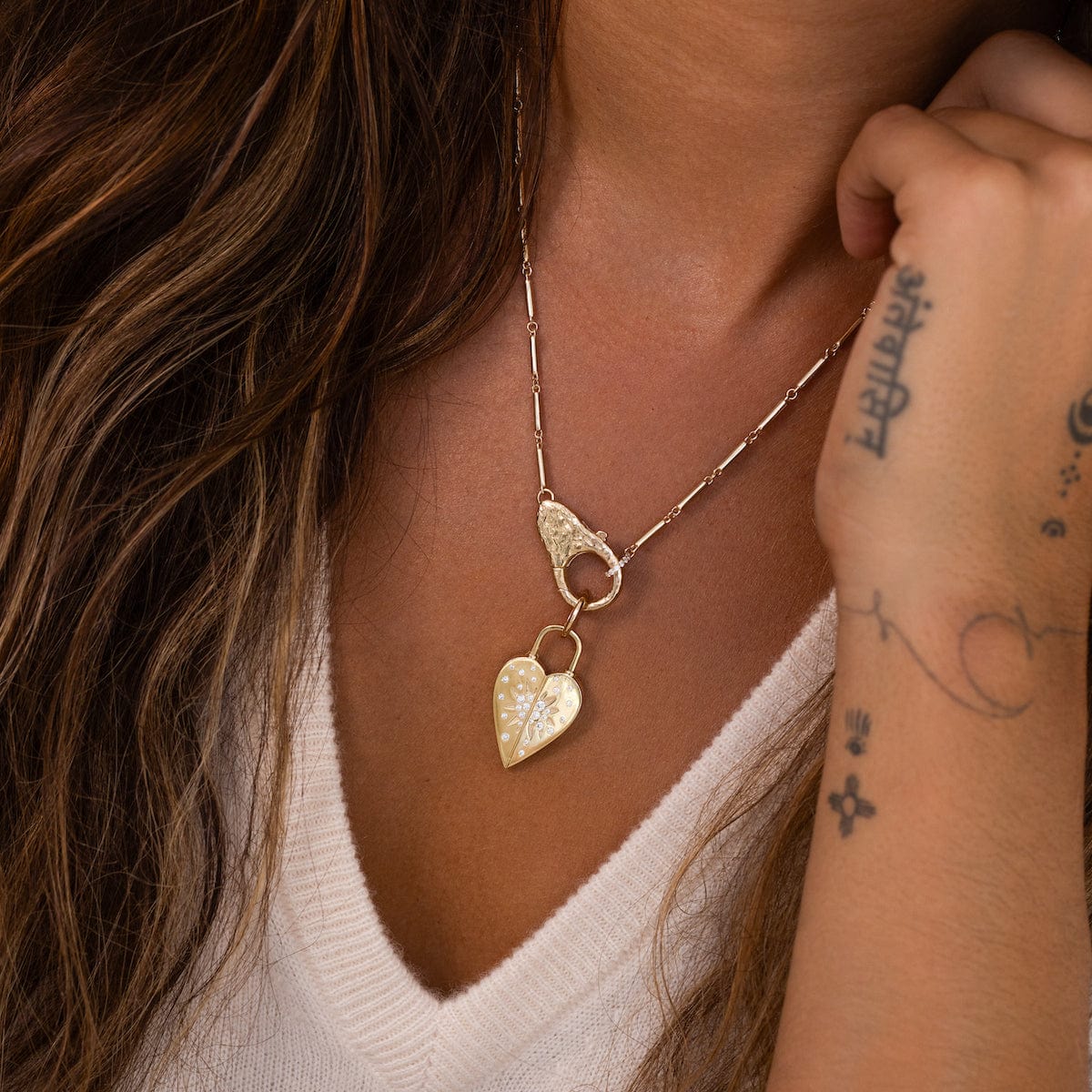 Love Explosion Heart Pendant Necklace - Romantic Gift for Her, Valentine's Day Jewelry - Perfect for Anniversaries, Date Nights & Special Occasions
