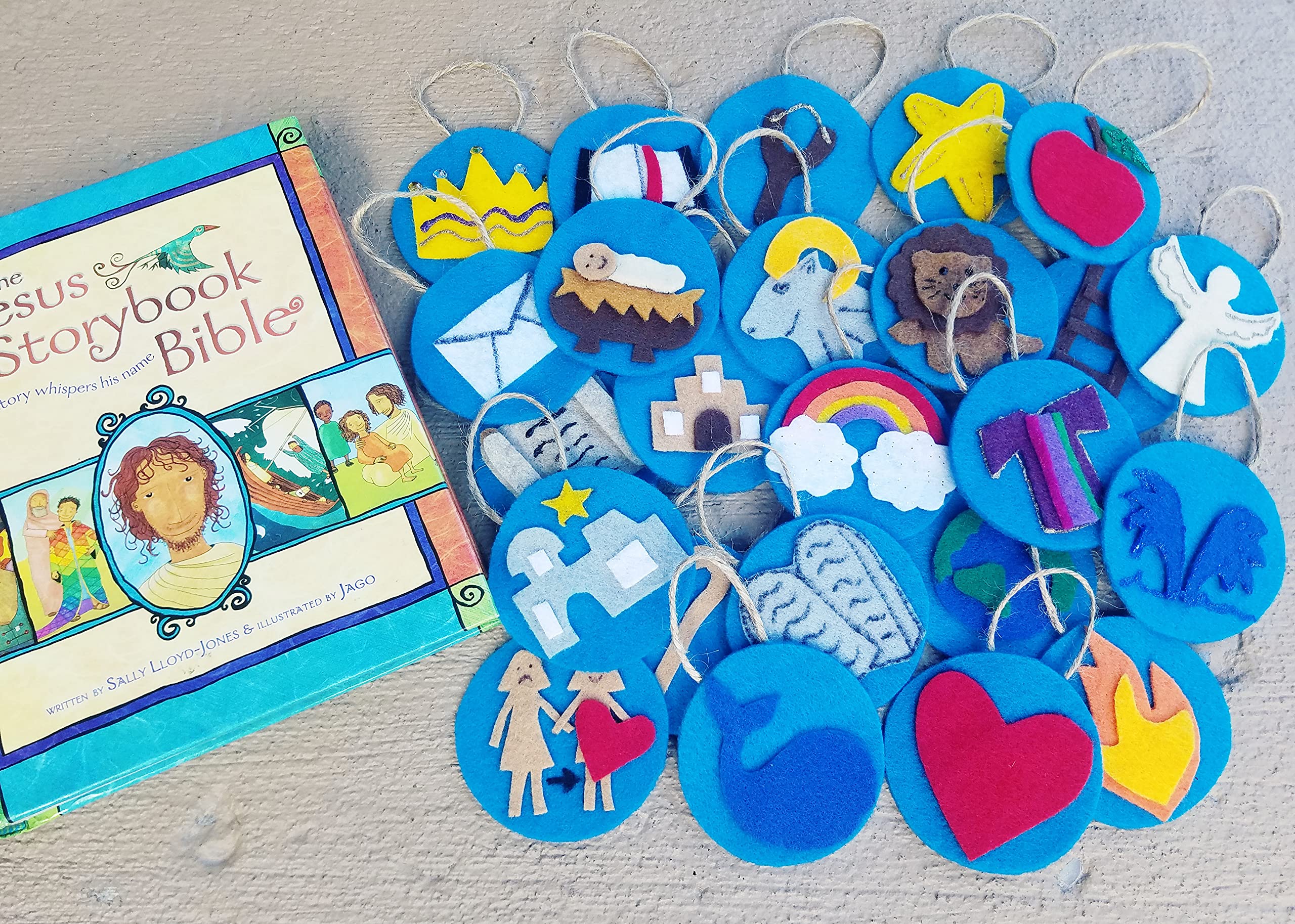 Jesus Storybook Bible Jesse Tree Felt Ornaments for Kids - Advent & Christmas Decorations - Perfect for Storytelling & Holiday Traditions (Book Not Included)