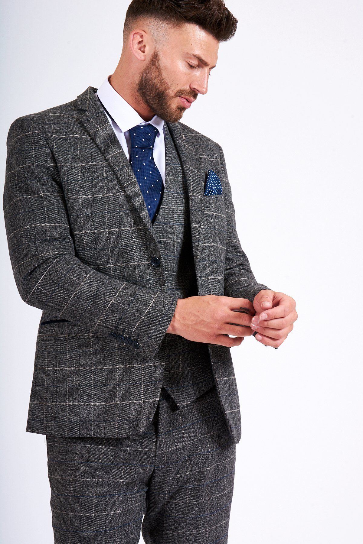 Gilberto Silva Arsenal Invincible Tweed Check Blazer & Waistcoat Set - Vintage Football Style for Formal Events & Gameday Outfits