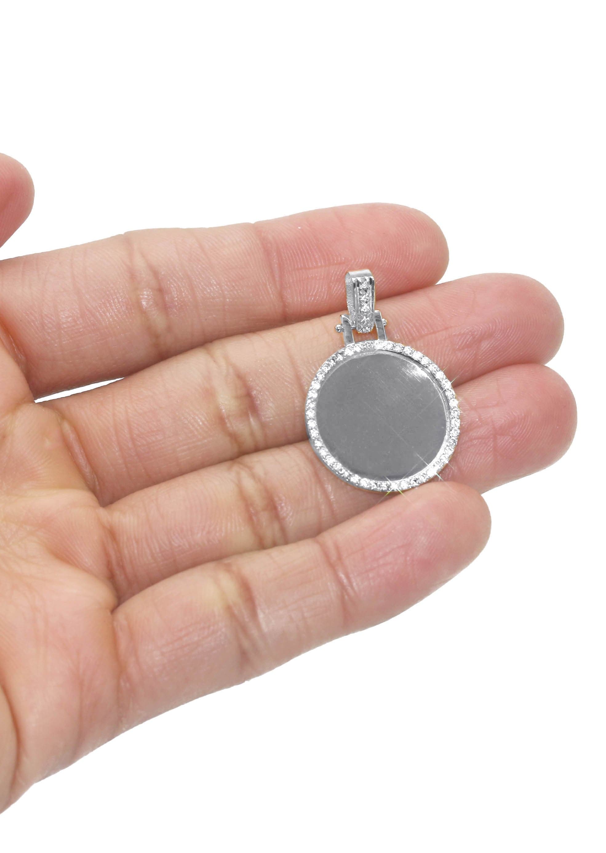 10K/14K White Gold Diamond Round Picture Pendant Necklace - 0.50 Carat | Elegant Gift for Women, Perfect for Anniversaries, Birthdays & Special Occasions