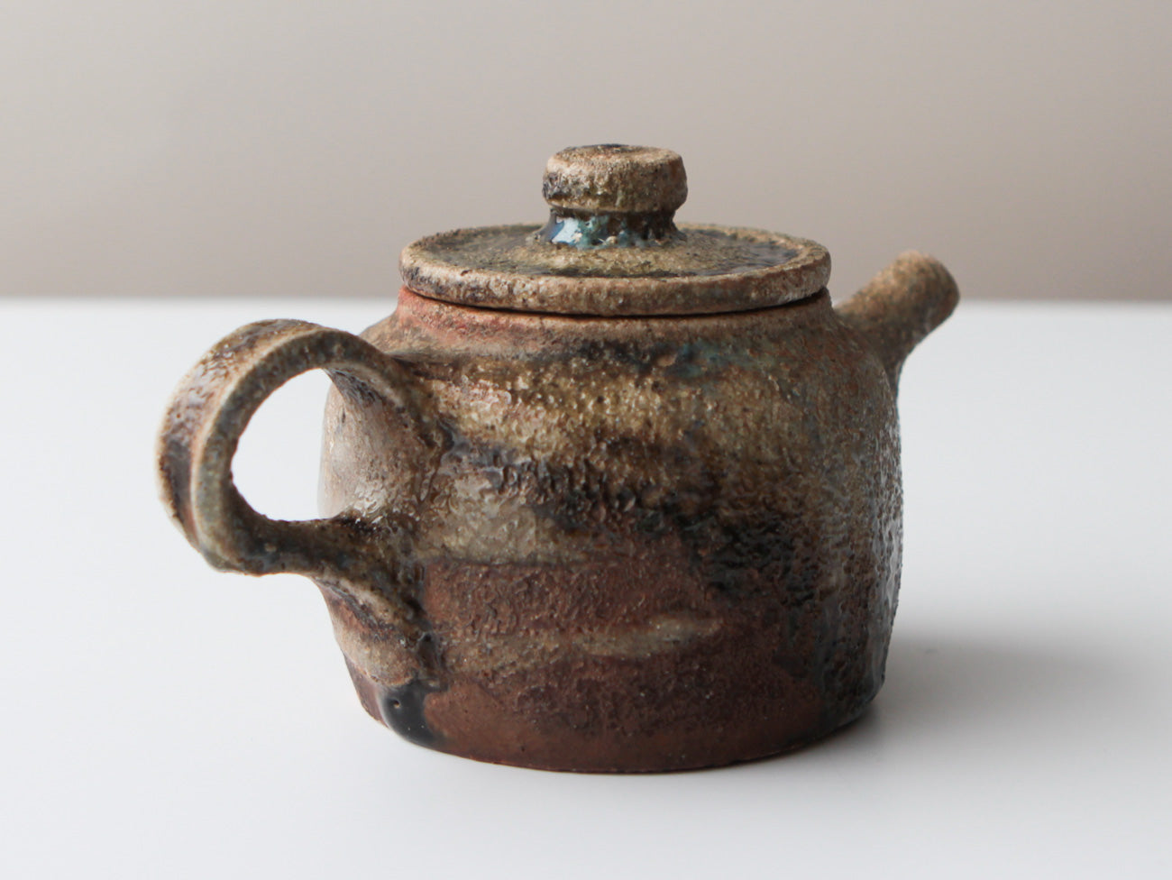 Premium 14-Day Fired Ceramic Teapot - Handcrafted Traditional Chinese No.1 Yixing Clay Teapot for Tea Lovers | Perfect for Gongfu Tea Ceremony, Home Brewing & Gift Giving