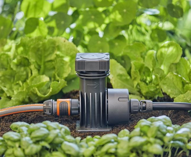 Gardena Master Unit 2000 - Premium Garden Watering System for Efficient Irrigation | Perfect for Lawns, Flower Beds & Vegetable Gardens