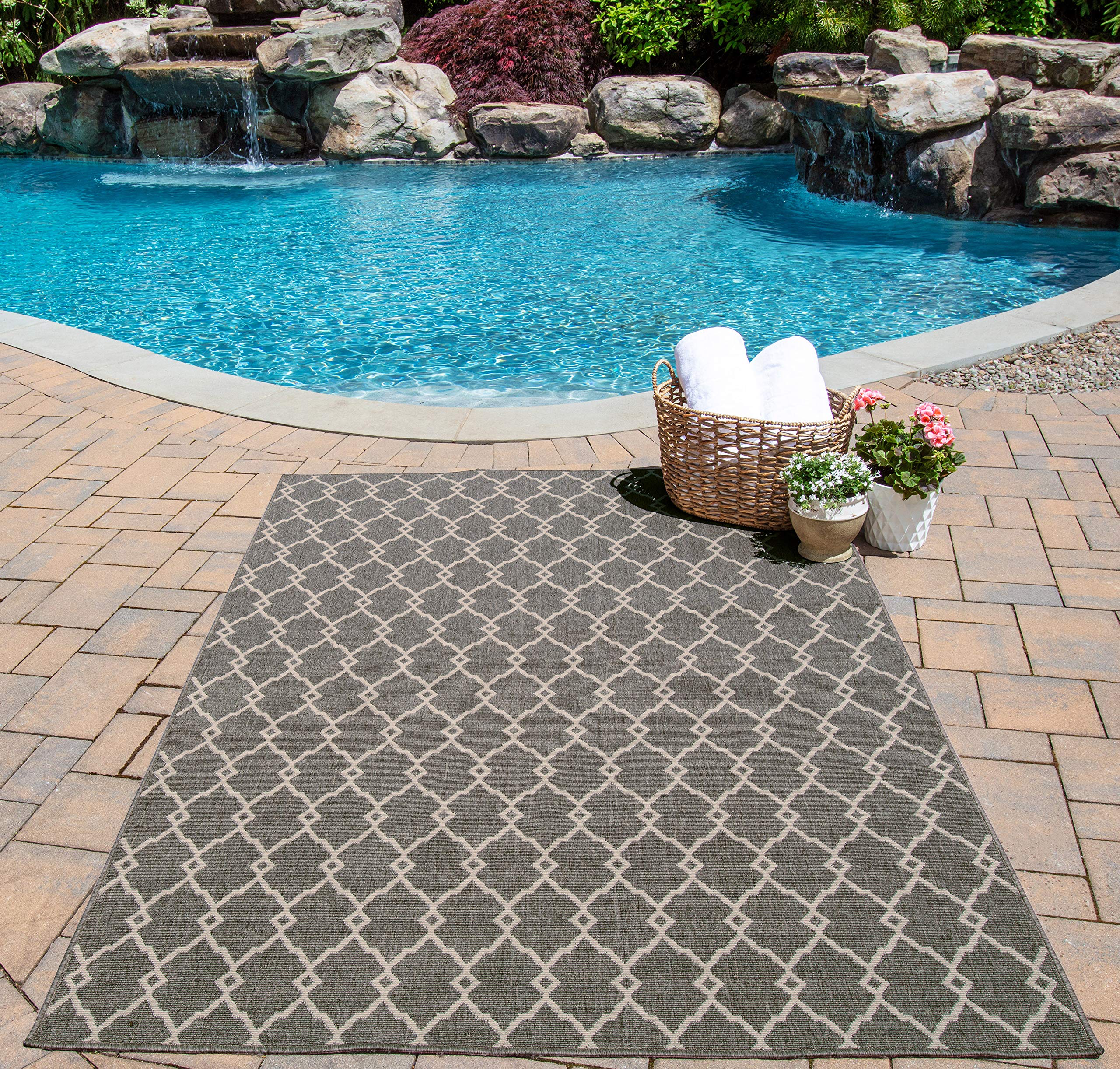Momeni Baja Collection Contemporary Indoor Outdoor Area Rug - Easy to Clean, UV Protected & Fade Resistant - 3'11
