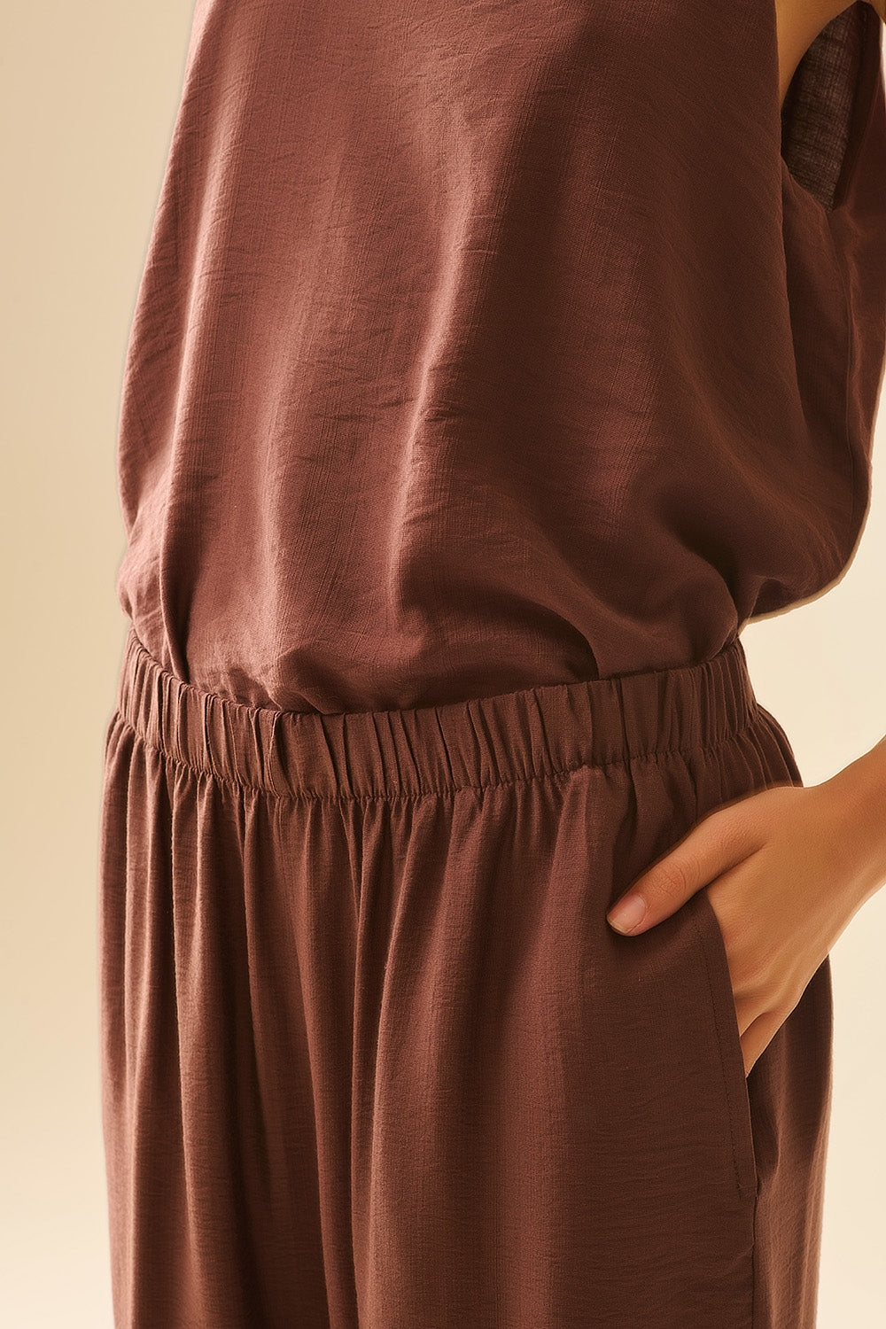 Elastic Waist Summer Pants with Pockets in Brown - Comfortable Casual Wear for Outdoor Activities and Travel
