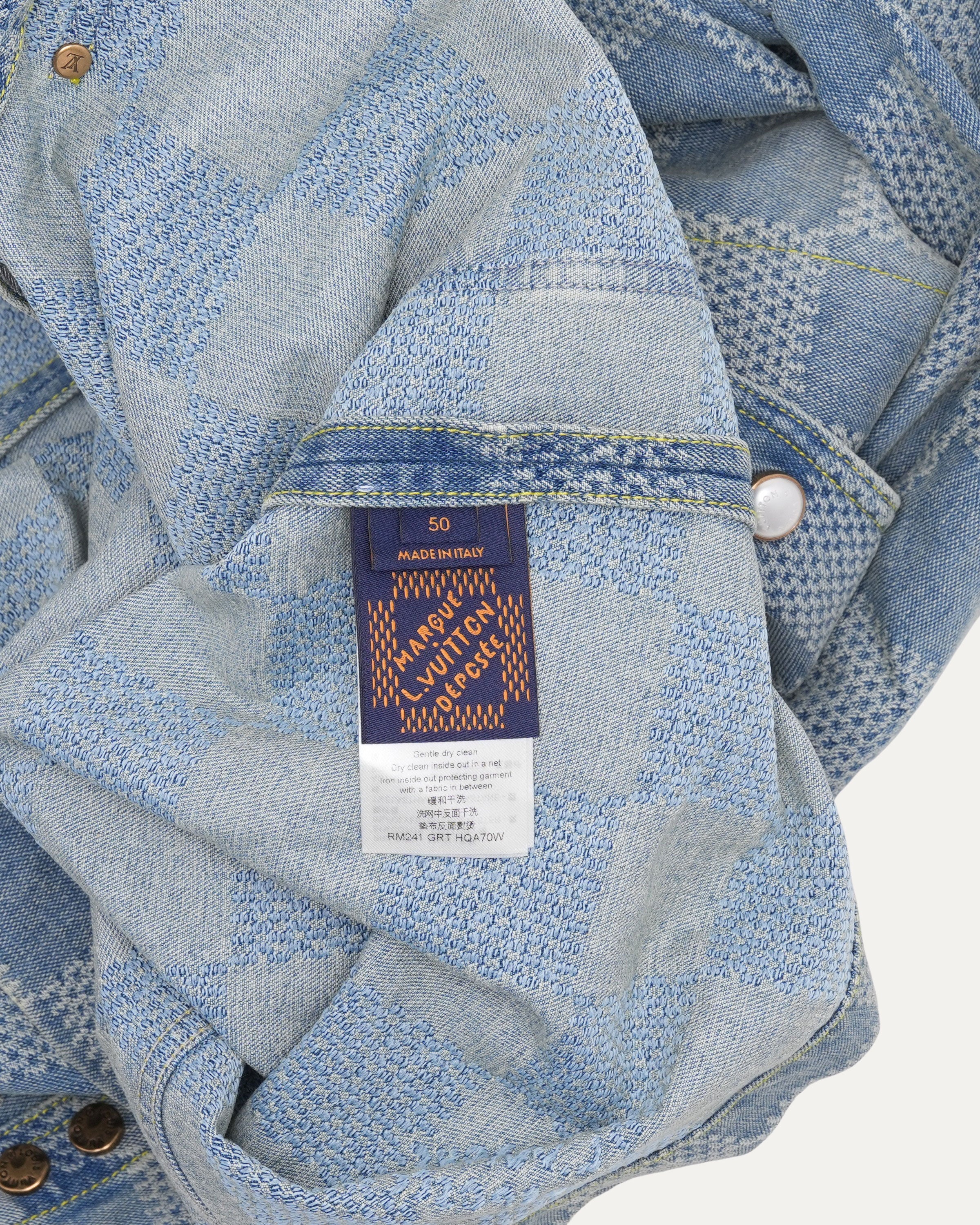3D Damier Chic Denim Jacket for Women - Stylish Distressed Vintage Denim Coat with Unique Checkerboard Pattern | Perfect for Casual Outfits, Streetwear Fashion & Everyday Wear