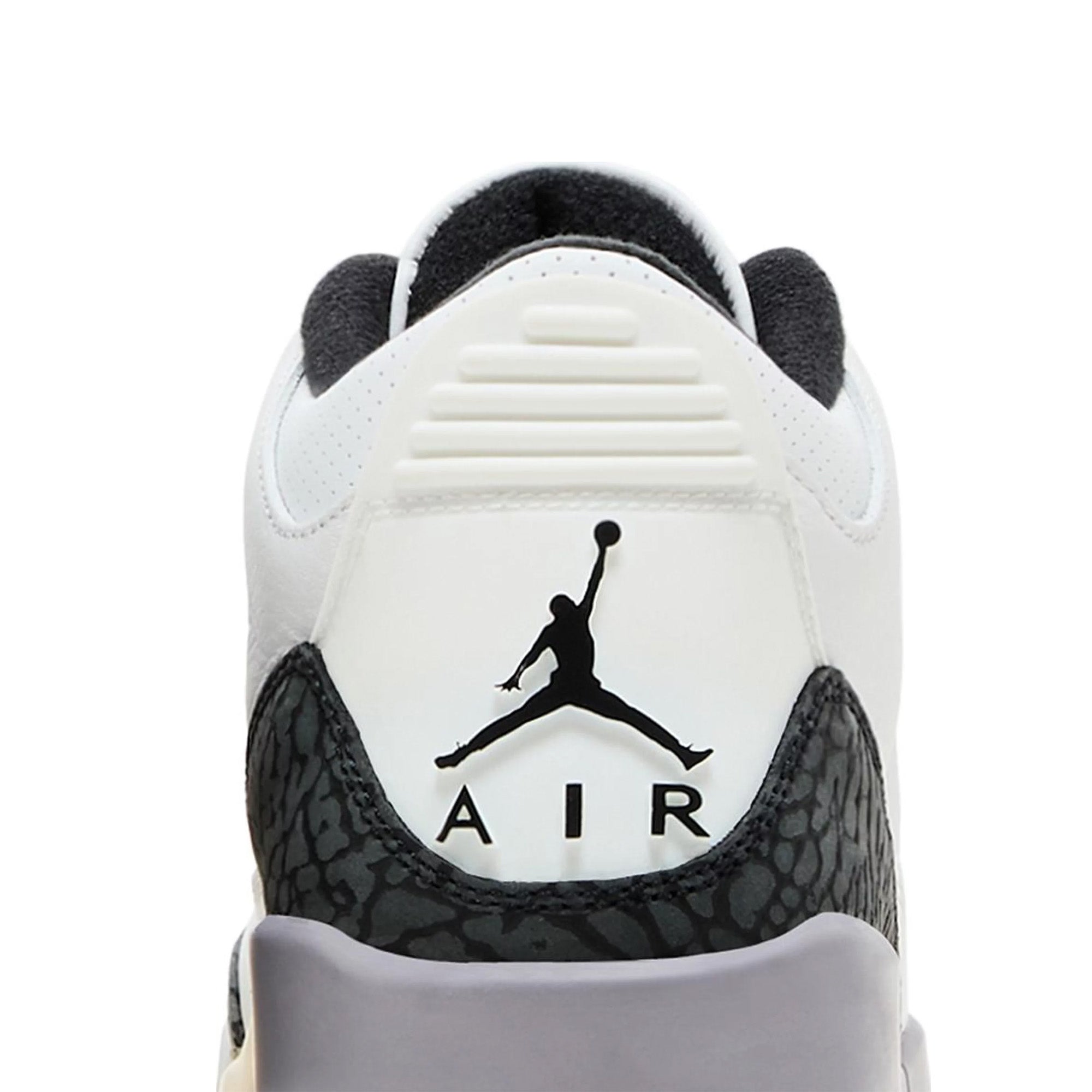 Air Jordan 3 Retro 'Cement Grey' Sneakers (2024) - Men's Basketball Shoes for Court Performance & Streetwear Fashion