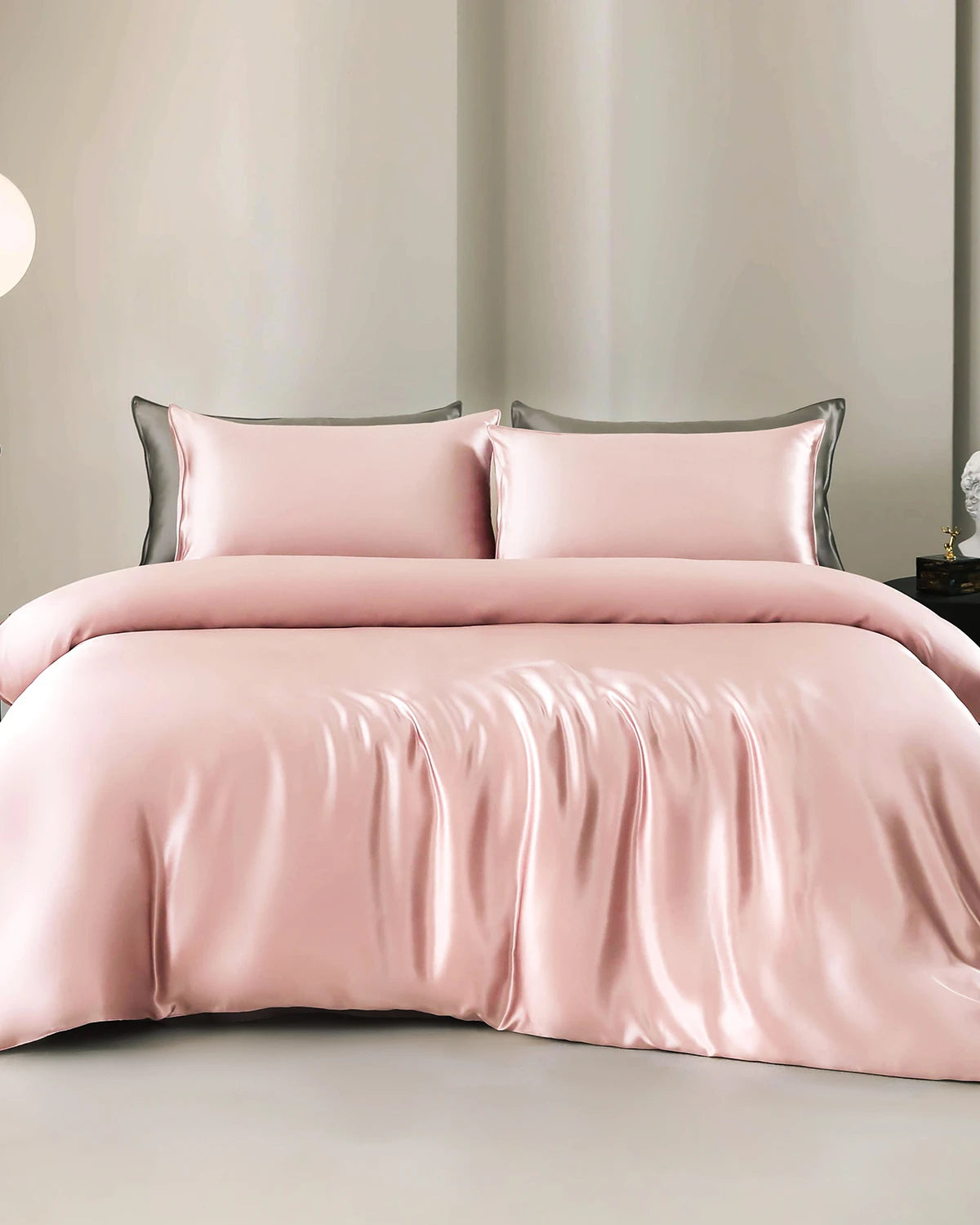 Luxury 22 Momme 4-Piece Silk Duvet Cover Set with Flat Sheet - Queen Size 100% Mulberry Silk Bedding for Ultimate Comfort & Temperature Regulation | Perfect for Master Bedrooms, Guest Rooms & Luxury Hotels