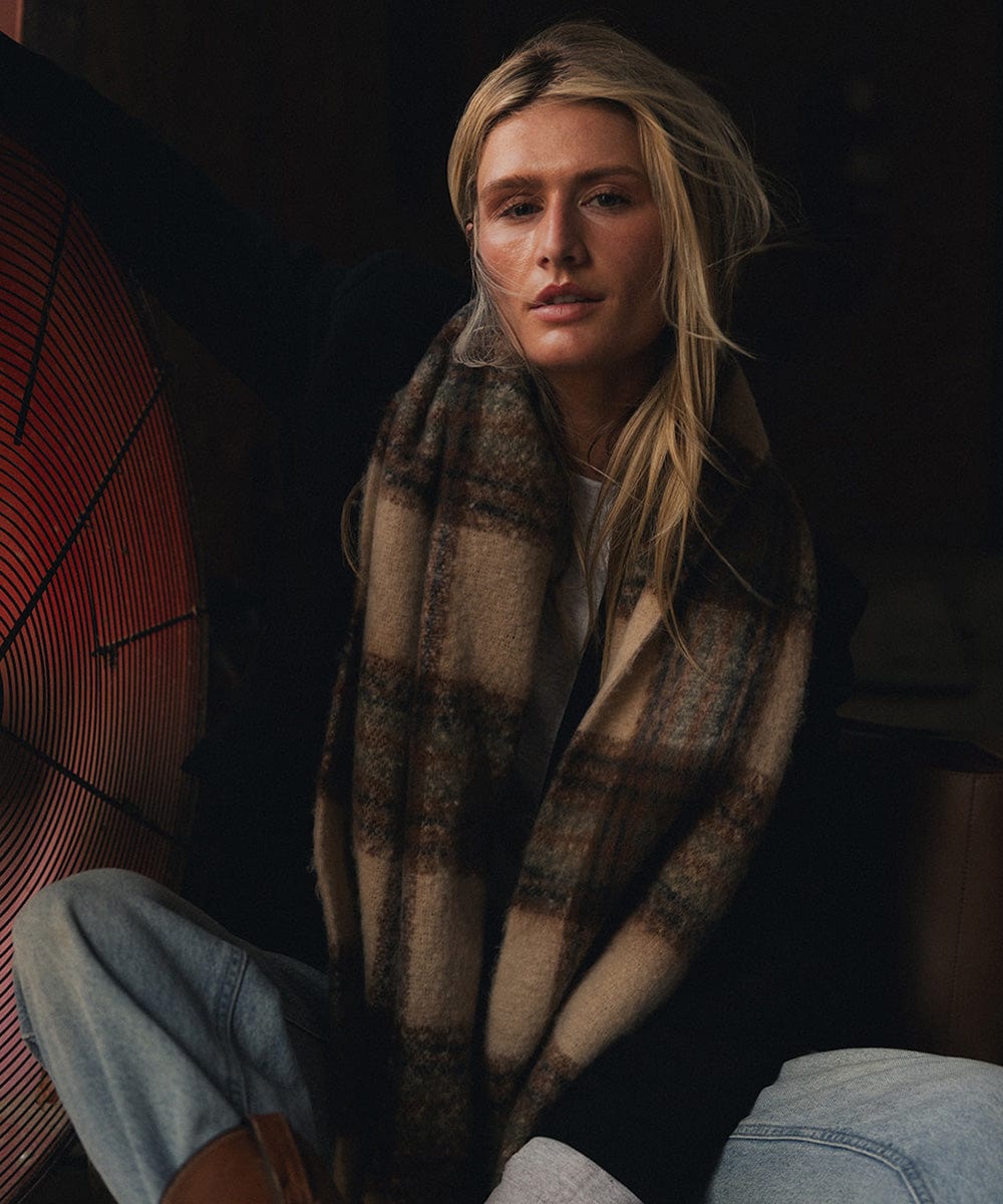 Soft & Chunky Mik Oversized Knit Scarf for Women - Winter Warm Fashion Accessory - Perfect for Cold Weather, Travel & Outdoor Activities