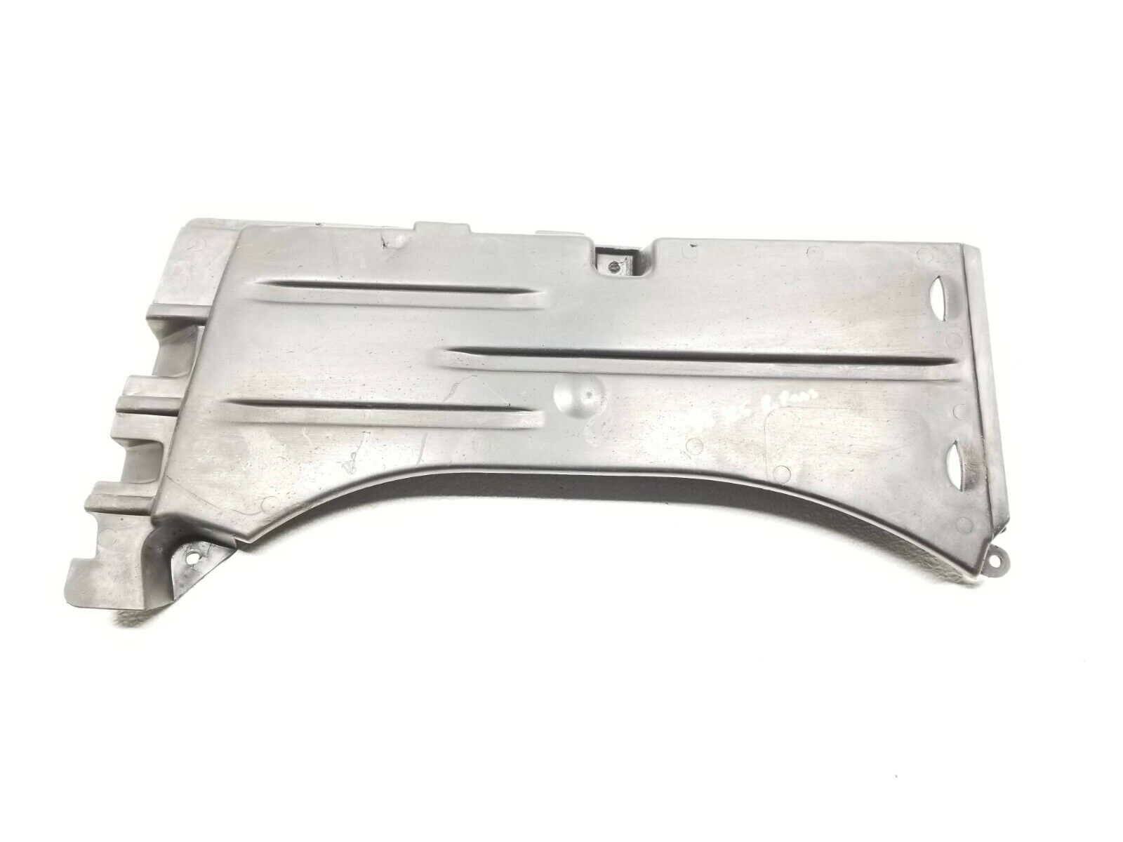 BMW E46 Sedan Fuel Vapor Canister Cover OEM 125k - Genuine Replacement Part for 01-05 Models - Perfect for Emissions System Repair & Maintenance