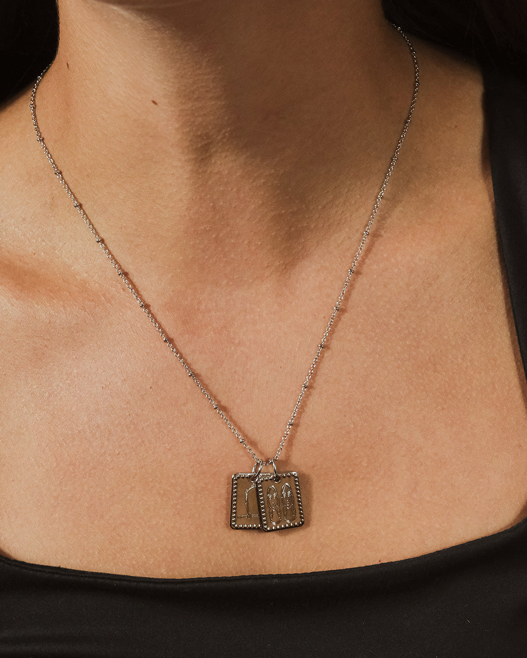 Personalized Zodiac Sign Tag Necklace - Custom Name & Date Pendant for Women & Men - Perfect for Birthdays, Anniversaries & Gifts