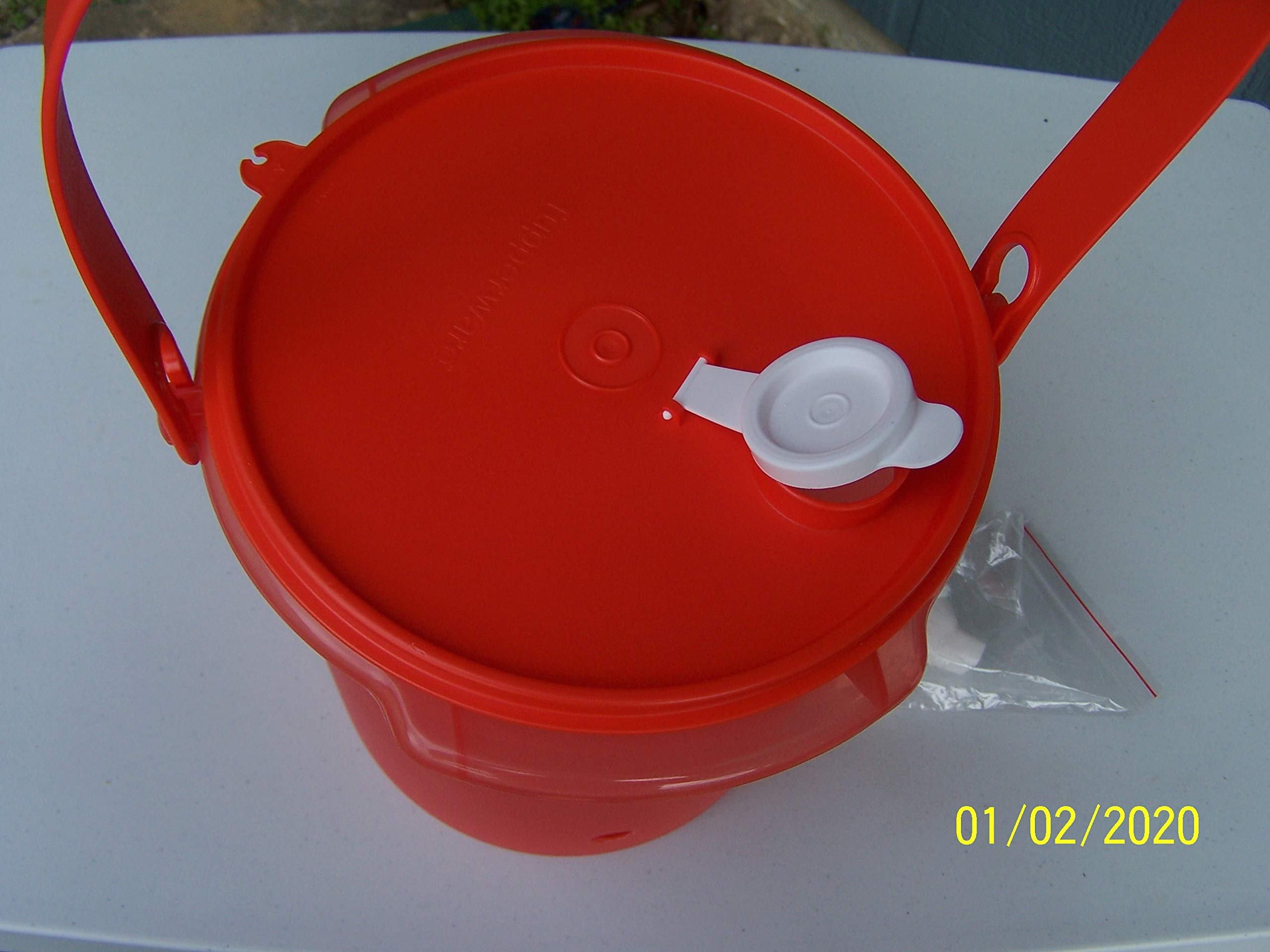 5 Quart Beverage Dispenser with Spigot & Handle - Orange Tupperware Canister for Parties, BBQs & Outdoor Events