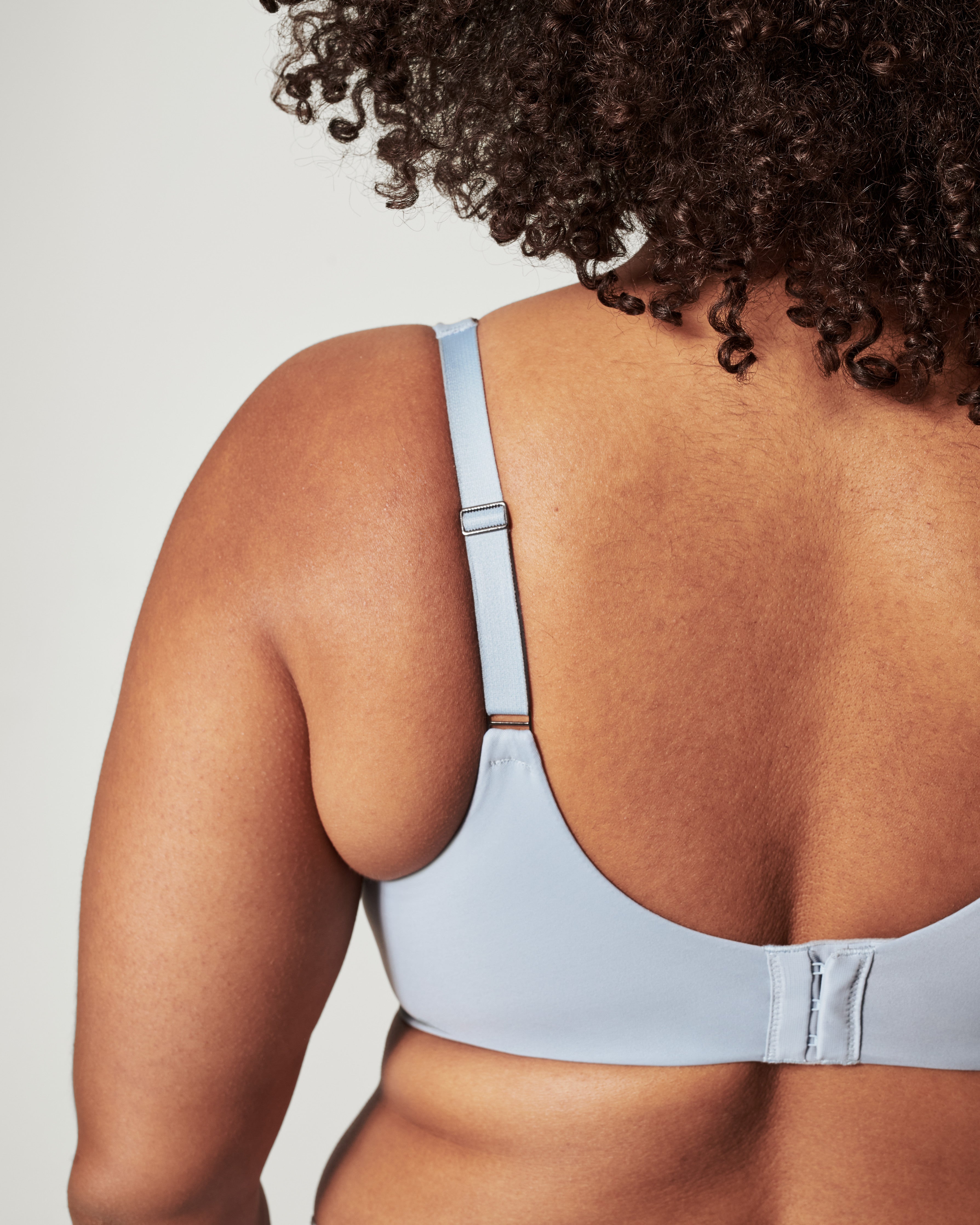 SPANX® Low Profile Minimizer Bra - Seamless Comfort for Everyday Wear | Perfect for Work, Yoga & Layering Under Clothes