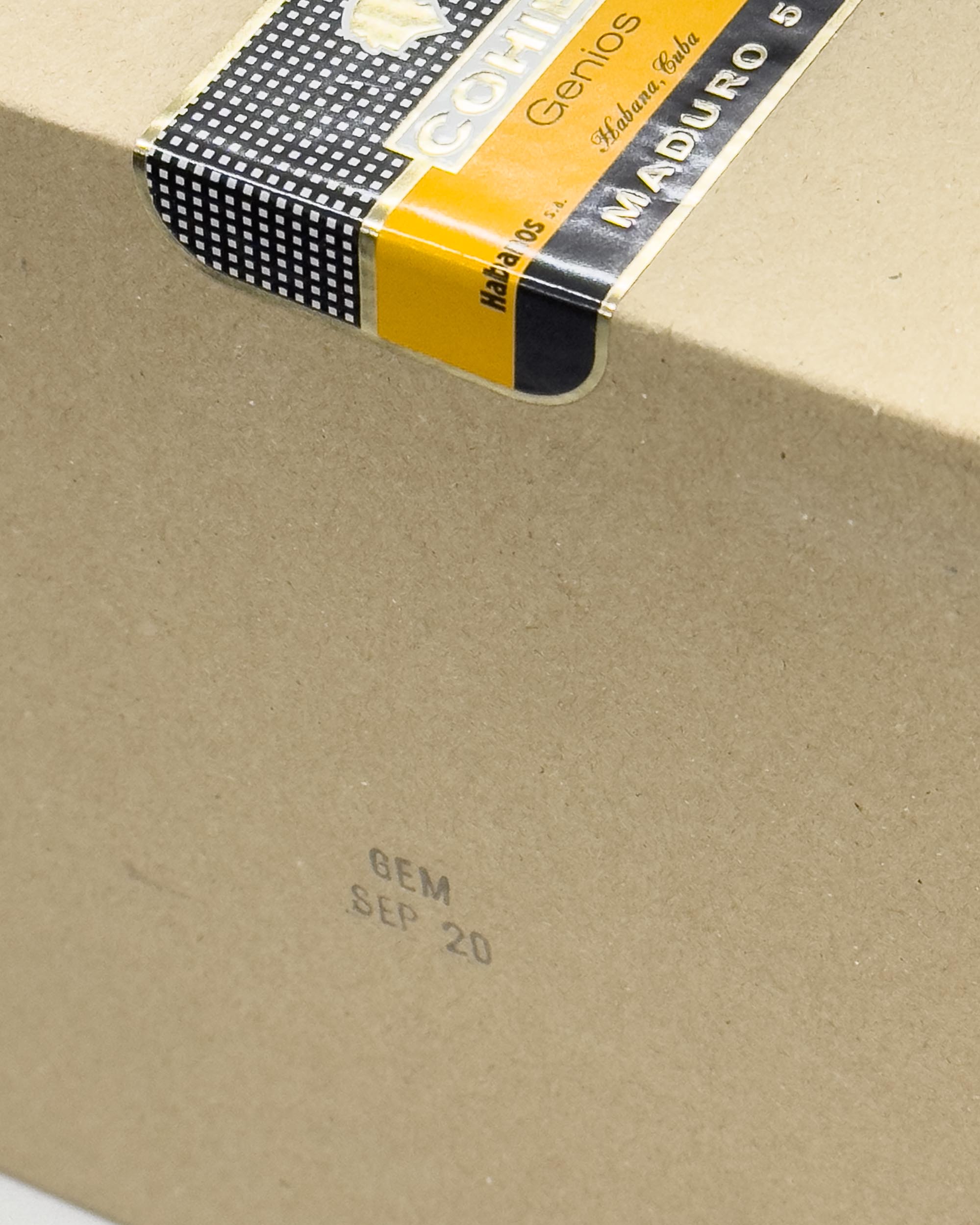 Premium Cohiba Genios Maduro 5 Cigars (2020 Vintage) - Handcrafted Cuban Cigars for Special Occasions & Luxury Gifting
