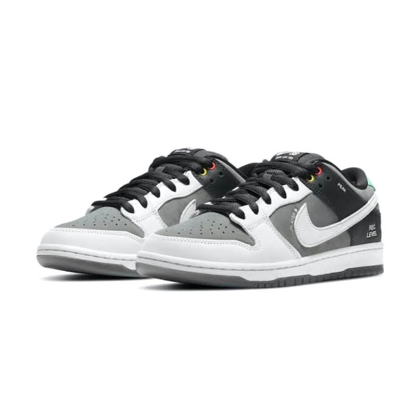 Nike SB Dunk Low VX1000 Skateboarding Shoes - Men's Casual Sneakers for Streetwear & Skateboarding | Perfect for Urban Fashion & Skate Park Performance